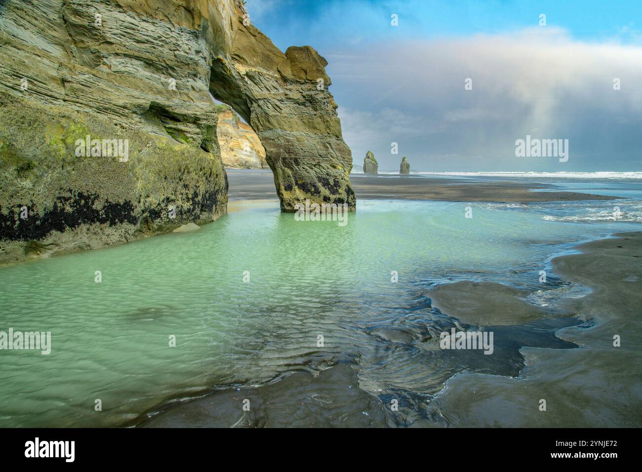 Neuseeland, Nordinsel, Tongapurutu, White Cliffs, Die Drei Schwestern Stockfoto