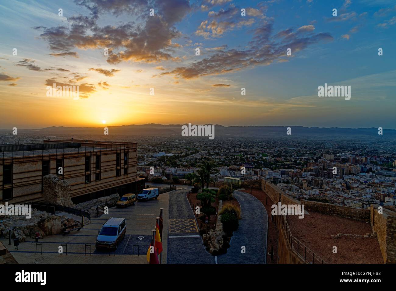 Parador de Lorca, Burg, Castillo de Lorca, Ortsansicht, Sonnenaufgang Stockfoto