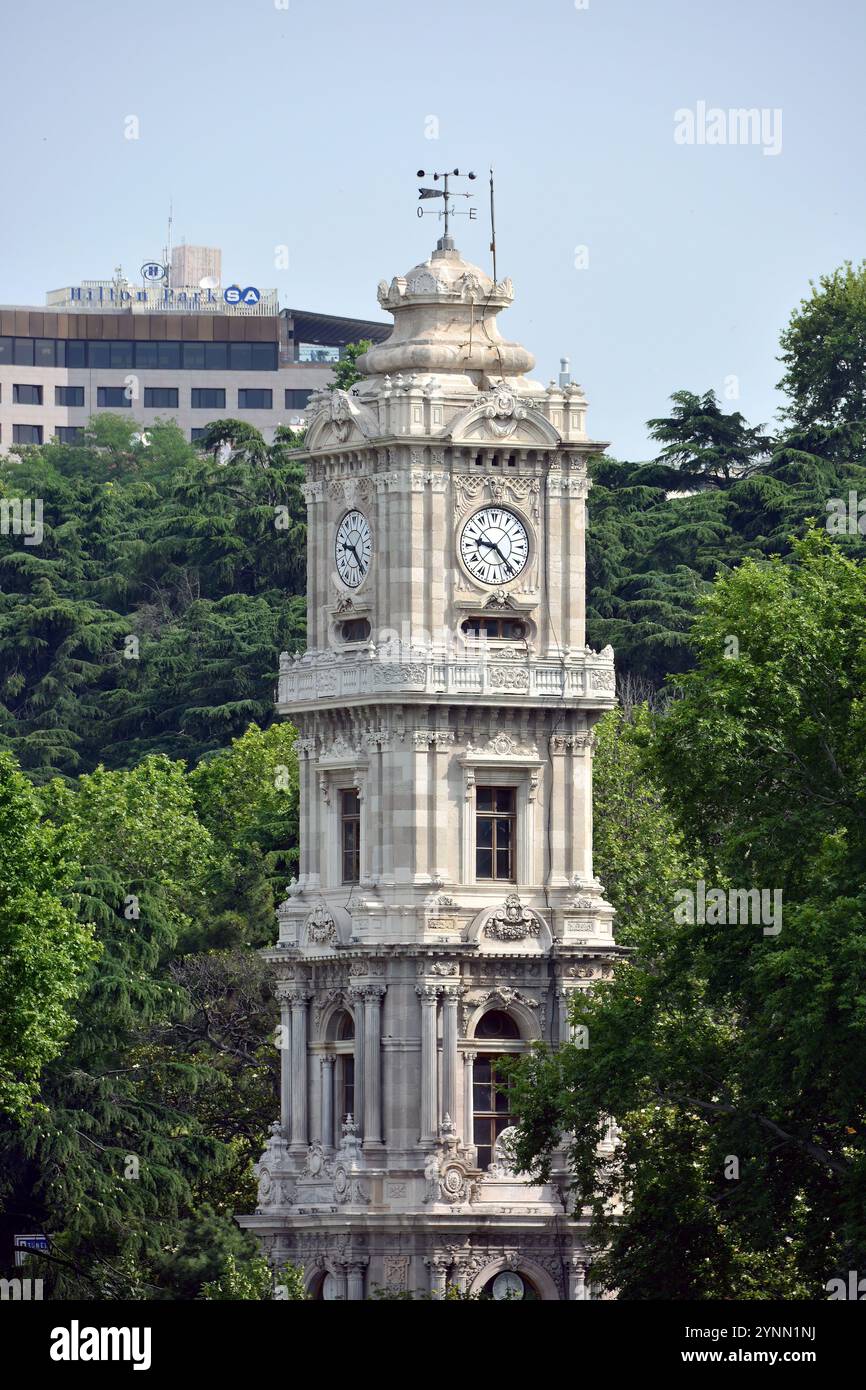 Dolmabahce Uhrenturm, Dolmabahce Saat Kulesi, Istanbul, Republik Türkei Stockfoto