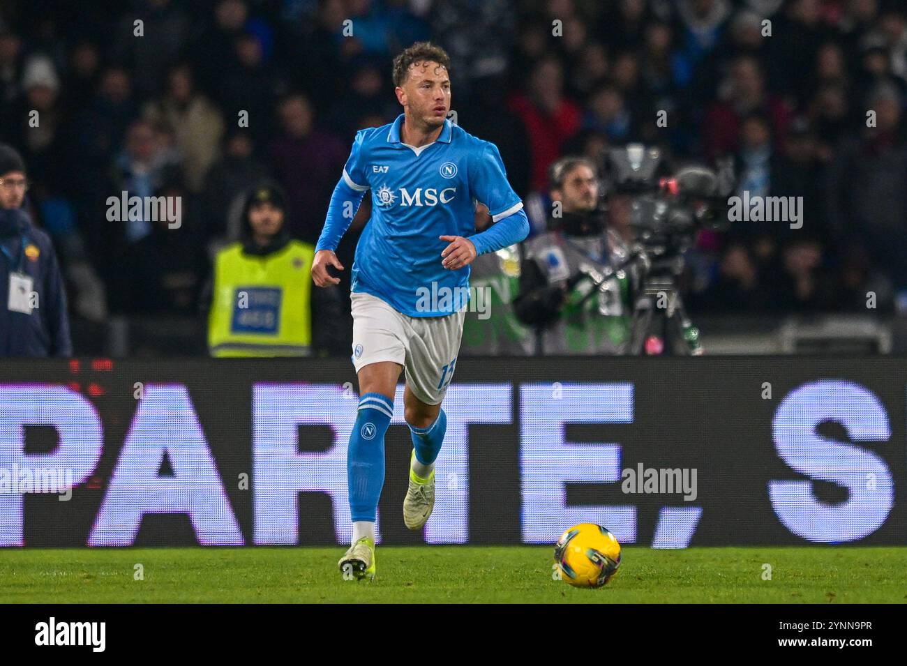 Amir Rrahmani vom SSC Napoli im Spiel der Serie A zwischen SSC Neapel und AS Roma im Diego Armando Maradona Stadion in Neapel, Italien Stockfoto