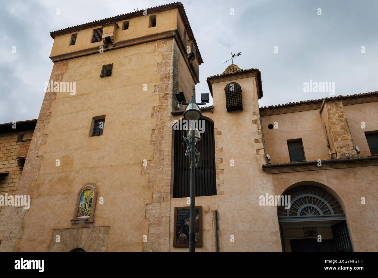 Fassade des Grafschaftspalastes von Cocentaina, historisches Erbe von Spanien Stockfoto