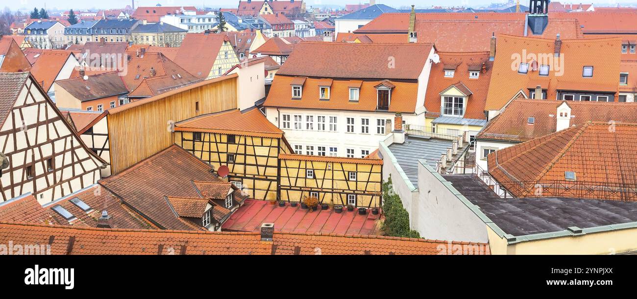 Bamberger Innenstadt Luftpanorama Banneransicht mit Fachwerk bunt Häuser Stockfoto