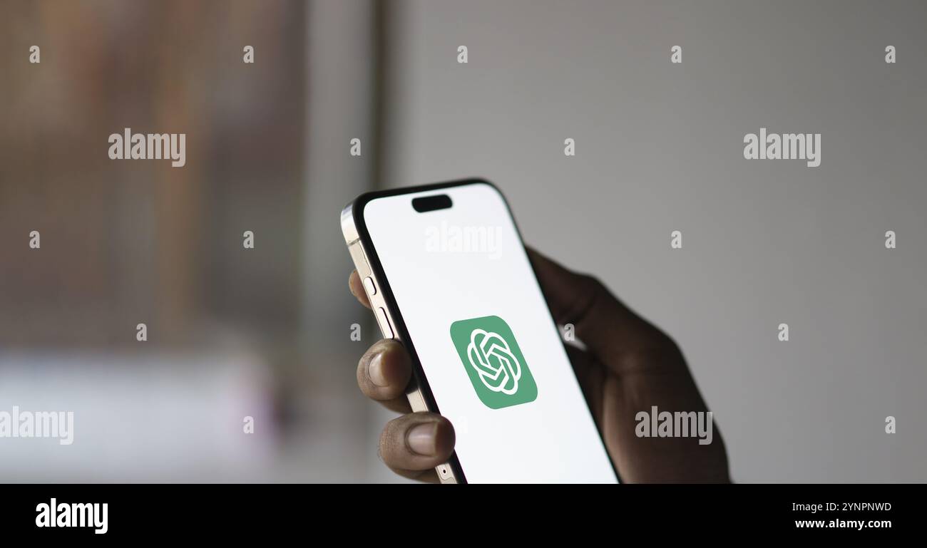 ChatGPT Chatbot-App für künstliche Intelligenz auf dem Smartphone-Bildschirm Stockfoto