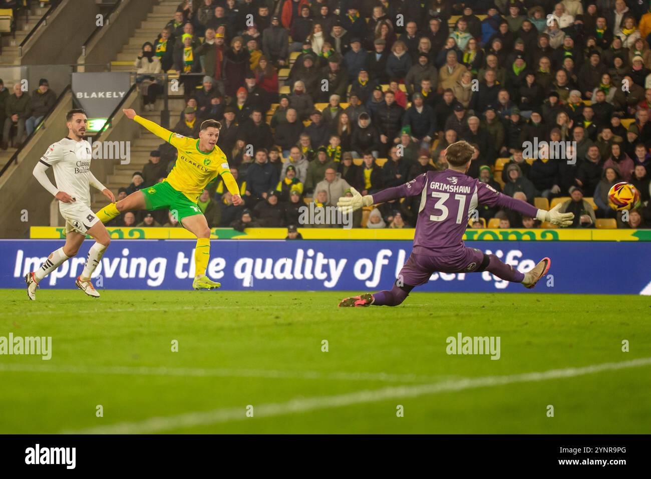 Ante Crnac von Norwich City erzielte 5-1 Punkte während des Sky Bet Championship-Spiels zwischen Norwich City und Plymouth Argyle in der Carrow Road, Norwich am Dienstag, den 26. November 2024. (Foto: David Watts | MI News) Credit: MI News & Sport /Alamy Live News Stockfoto