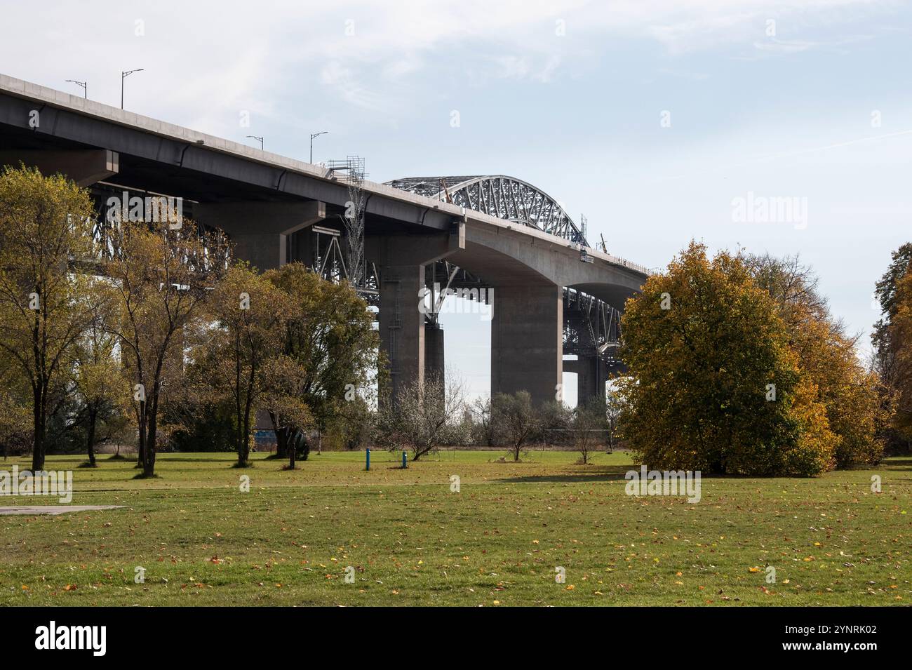 Burlington Bay James N. Allan Skyway Bridge in Hamilton, Ontario, Kanada Stockfoto