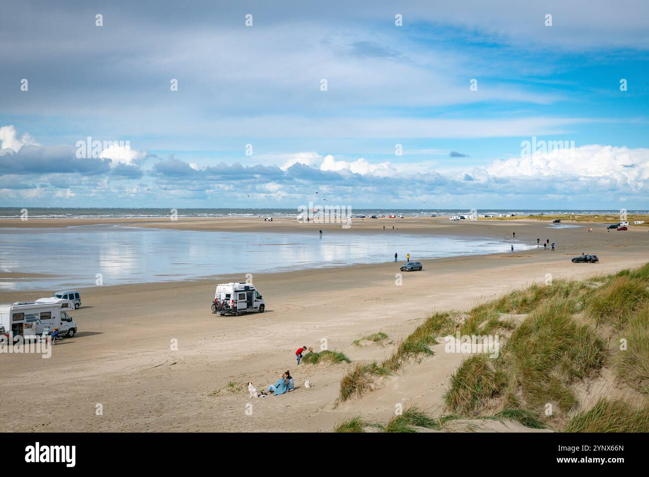 romo,dänemark,11-09-2024:romo, eine der watteninseln, wo Sie mit dem Auto am Strand fahren, den Strand und das Meer genießen können Stockfoto