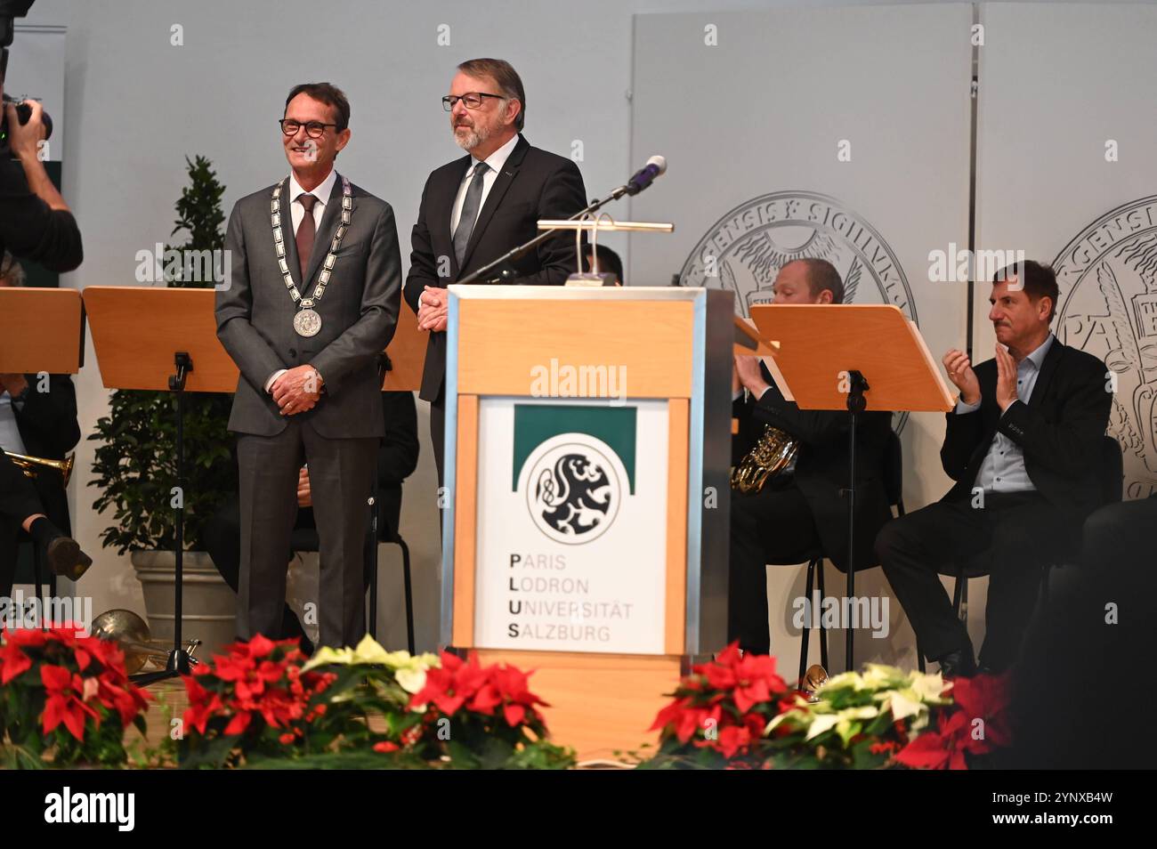 Einweihung, neuer Rektor, Prof Dr. Bernhard Fügenschuh, Paris Lodron Universität, Salzburg, Manfred Siebinger *** Einweihung, neuer Rektor, Prof Dr. Bernhard Fügenschuh, Paris Lodron Universität, Salzburg, Manfred Siebinger Stockfoto