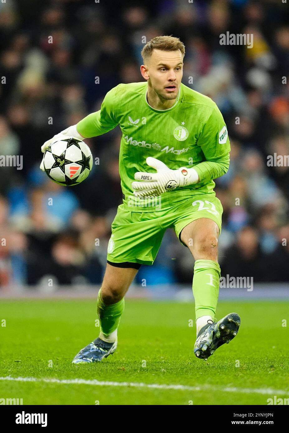 Timon Wellenreuther von Feyenoord während des Stadionspiels der UEFA Champions League im Etihad Stadium in Manchester. Bilddatum: Dienstag, 26. November 2024. Stockfoto