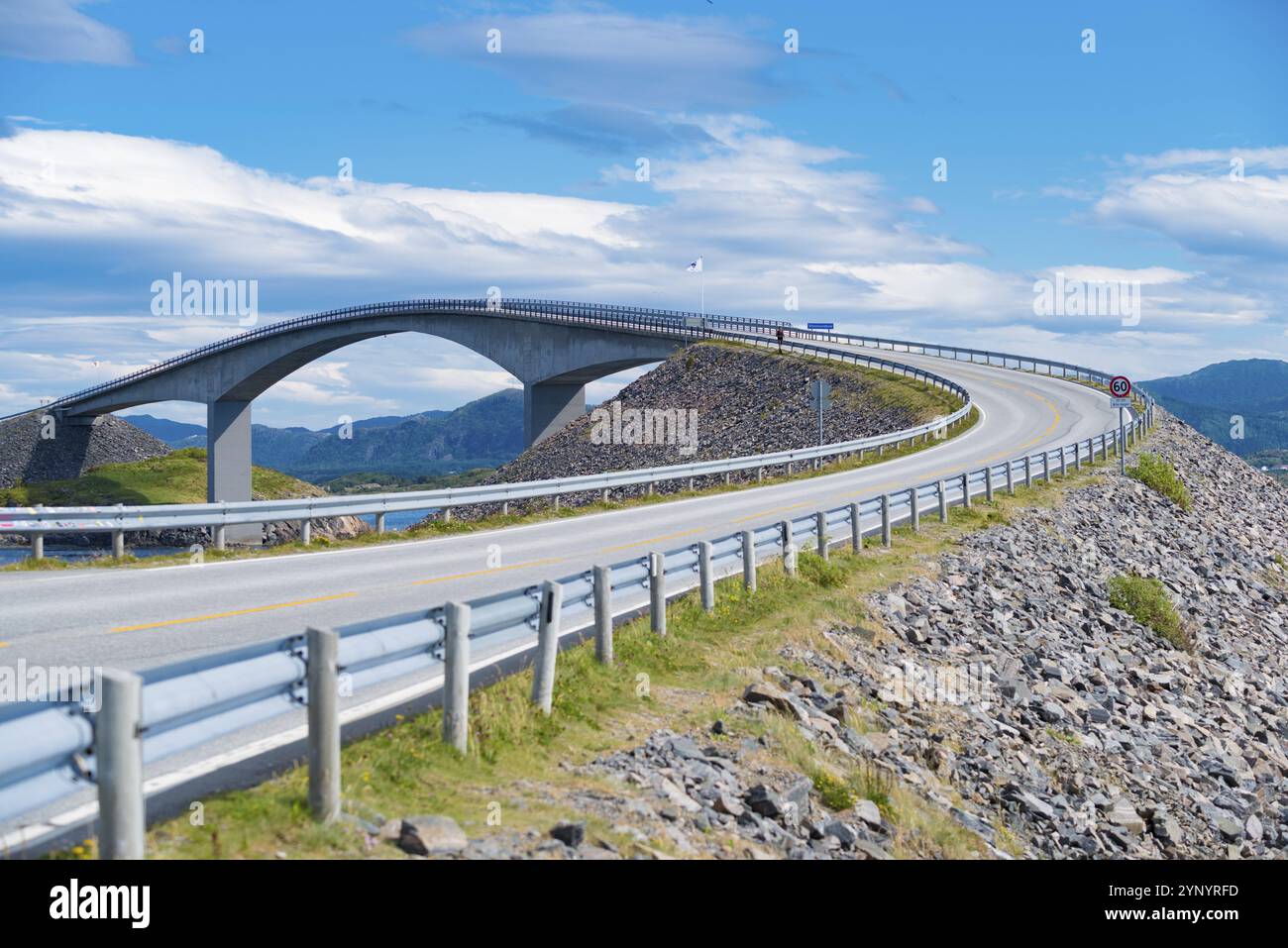 Die Atlantic Ocean Road oder die Atlantic Road (Atlanterhavsveien) wurden als ausgezeichnet Stockfoto