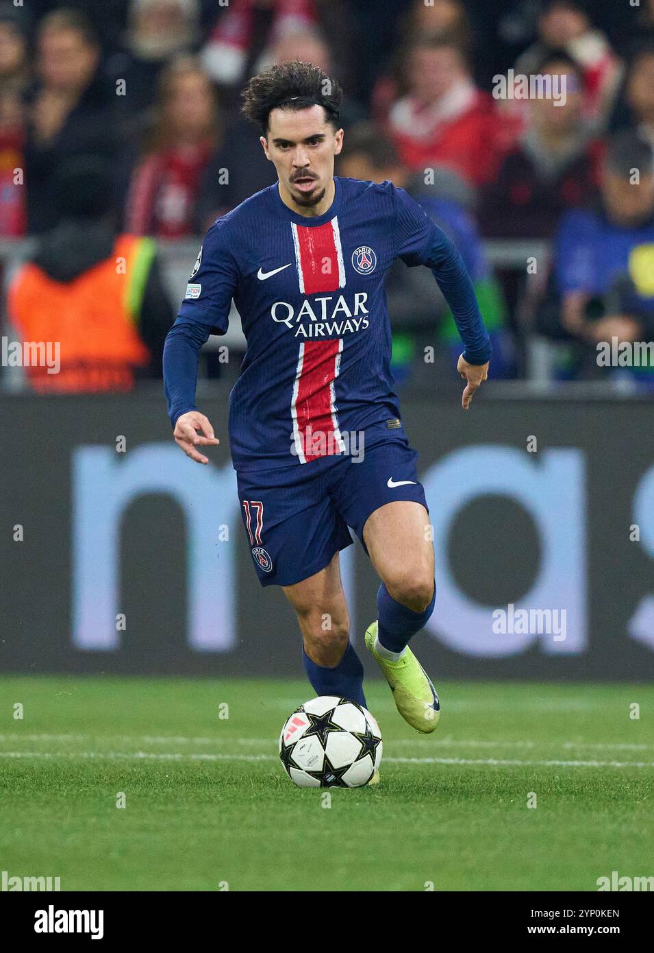 Vitinha, PSG 17 in der Liga Phase MD5 Spiel FC BAYERN MÜNCHEN - PARIS SG 1-0 Fußball UEFA Champions League in der Saison 2024/2025 in München, 26. November 2024, FCB, 5. Spieltag, München Fotograf: Peter Schatz Stockfoto