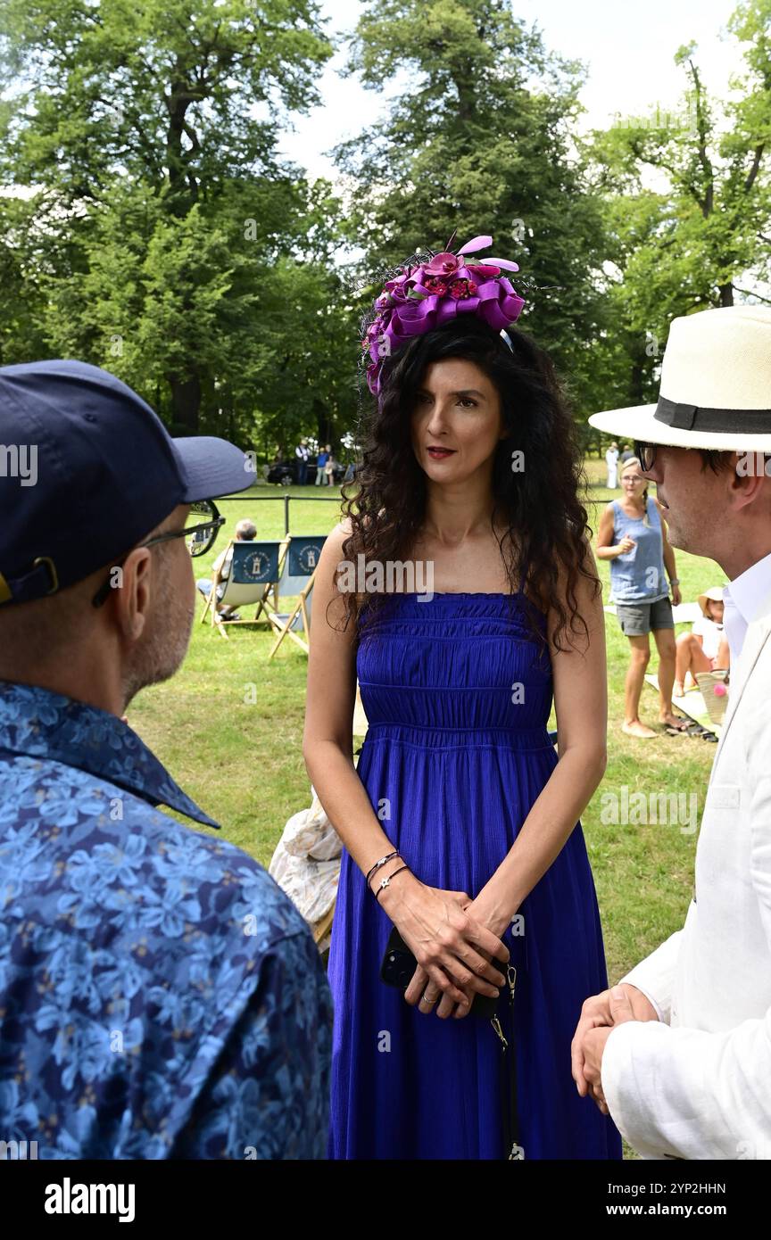 Anna Åabska beim 10. Internationaler Fürstin-Daisy-von-Pless-Wettbewerb für traditionelles Kutschenfahren 2024 auf dem Gelände des Schlosses Fürstenstein/KsiÄÖÅ¼. Waldenburg/WaÅbrzych, 21.07.2024. Update 25.11.2024: Auf Wunsch des Innen- und Verwaltungsministers ernannte Premierminister Donald Tusk Anna Åabska zur neuen Woiwodin von Niederschlesien. Die Änderung dieser Position steht im Zusammenhang mit der Notwendigkeit, die Aktivitäten im Zusammenhang mit dem Wiederaufbau und der Auszahlung von Leistungen nach der Überschwemmung in der Woiwodschaft Niederschlesien zu verbessern. *** A Stockfoto