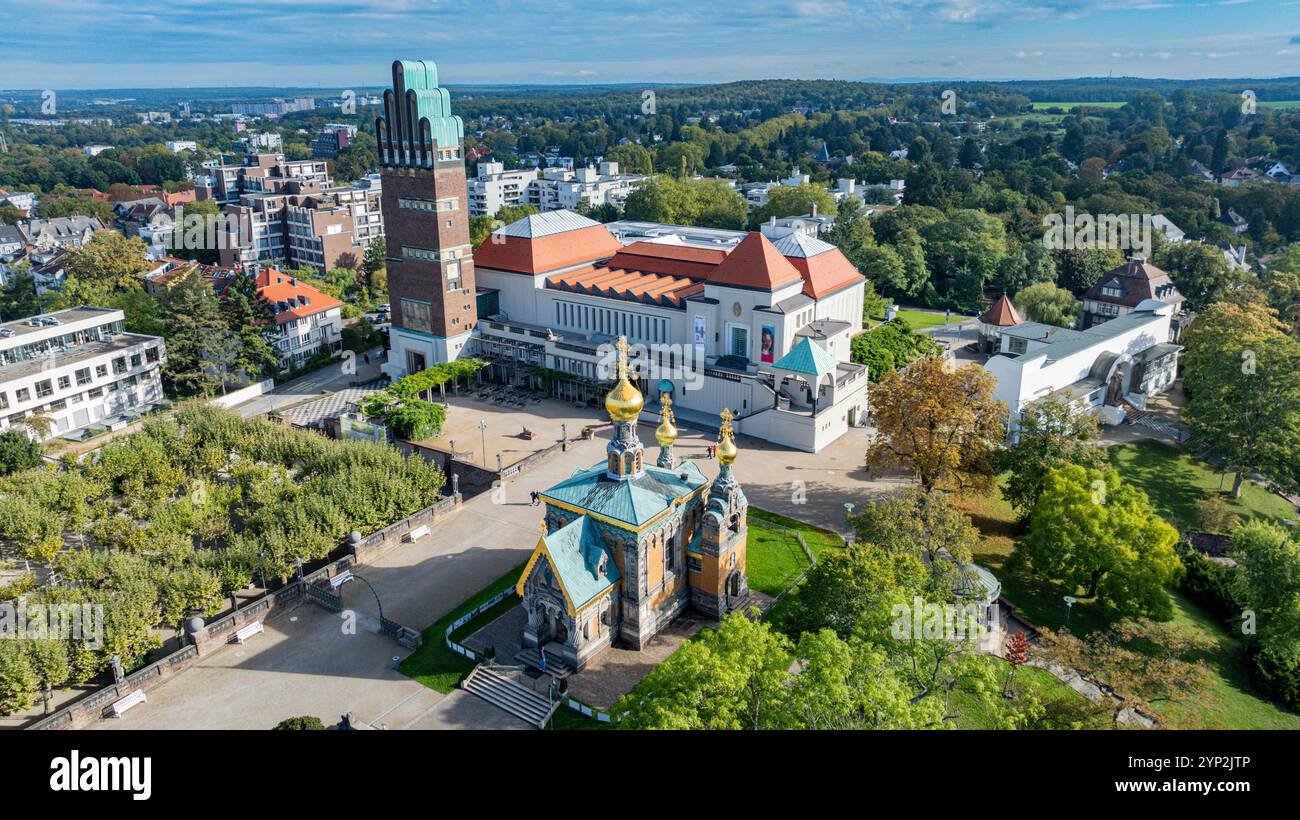 Luftaufnahme der Matthildenhöhe, UNESCO-Weltkulturerbe, Darmstadt, Hessen, Deutschland, Europa Stockfoto