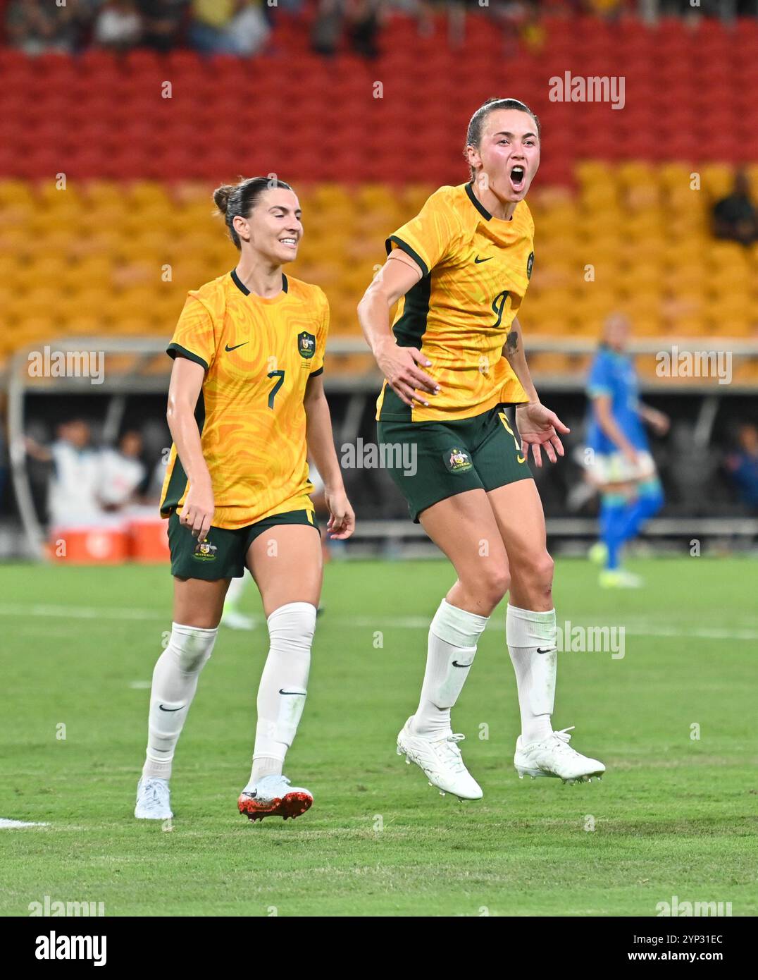 Brisbane, Australien. Am 28. November 2024 feierte Cailin Foord ihr Tor während des internationalen Freundschaftsspiels Australien gegen Brasilien. Quelle: Kleber Osorio/Alamy Live News Stockfoto