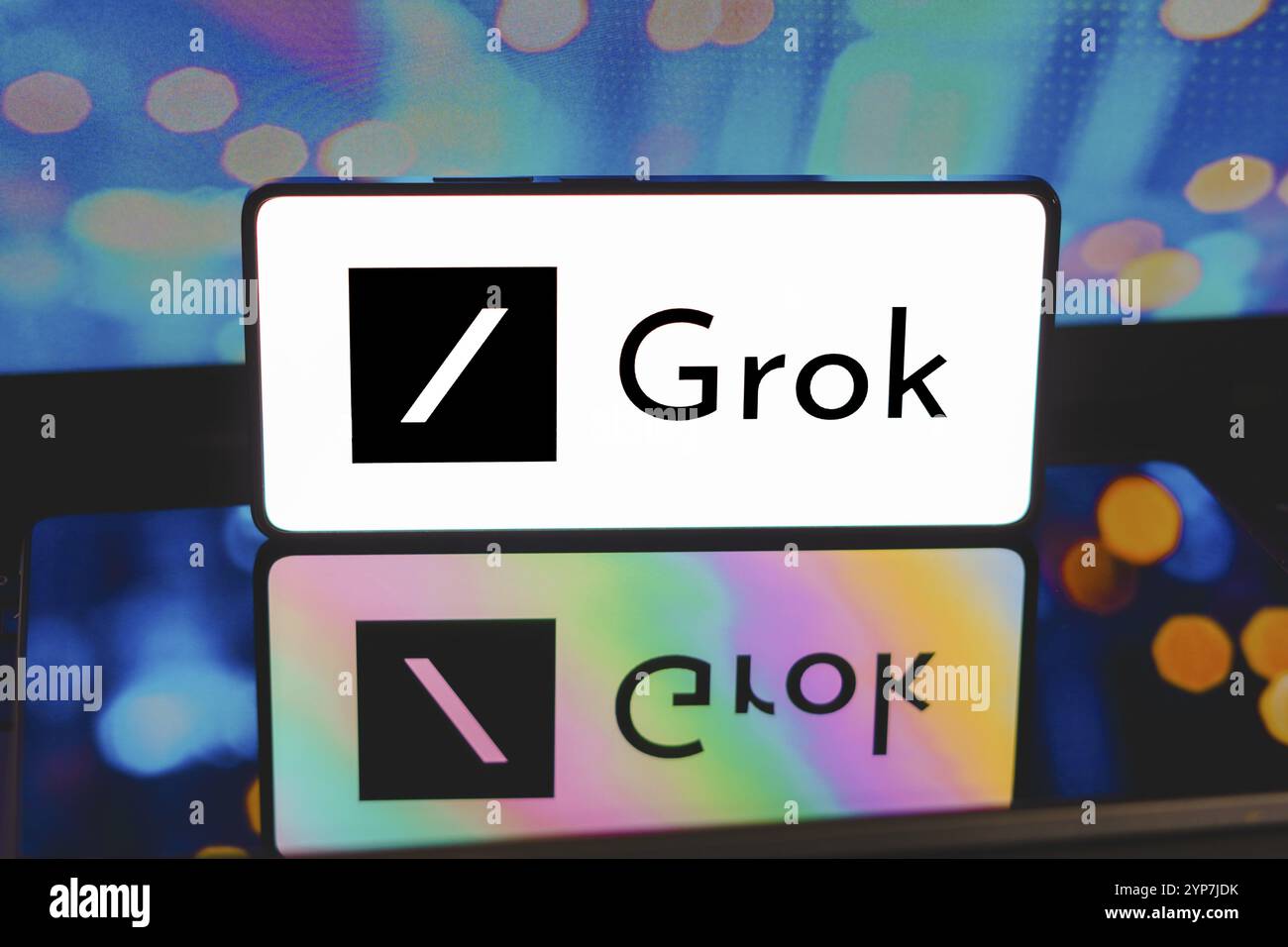 In dieser Abbildung wird das XAI Grok Logo auf einem Smartphone-Bildschirm angezeigt Stockfoto
