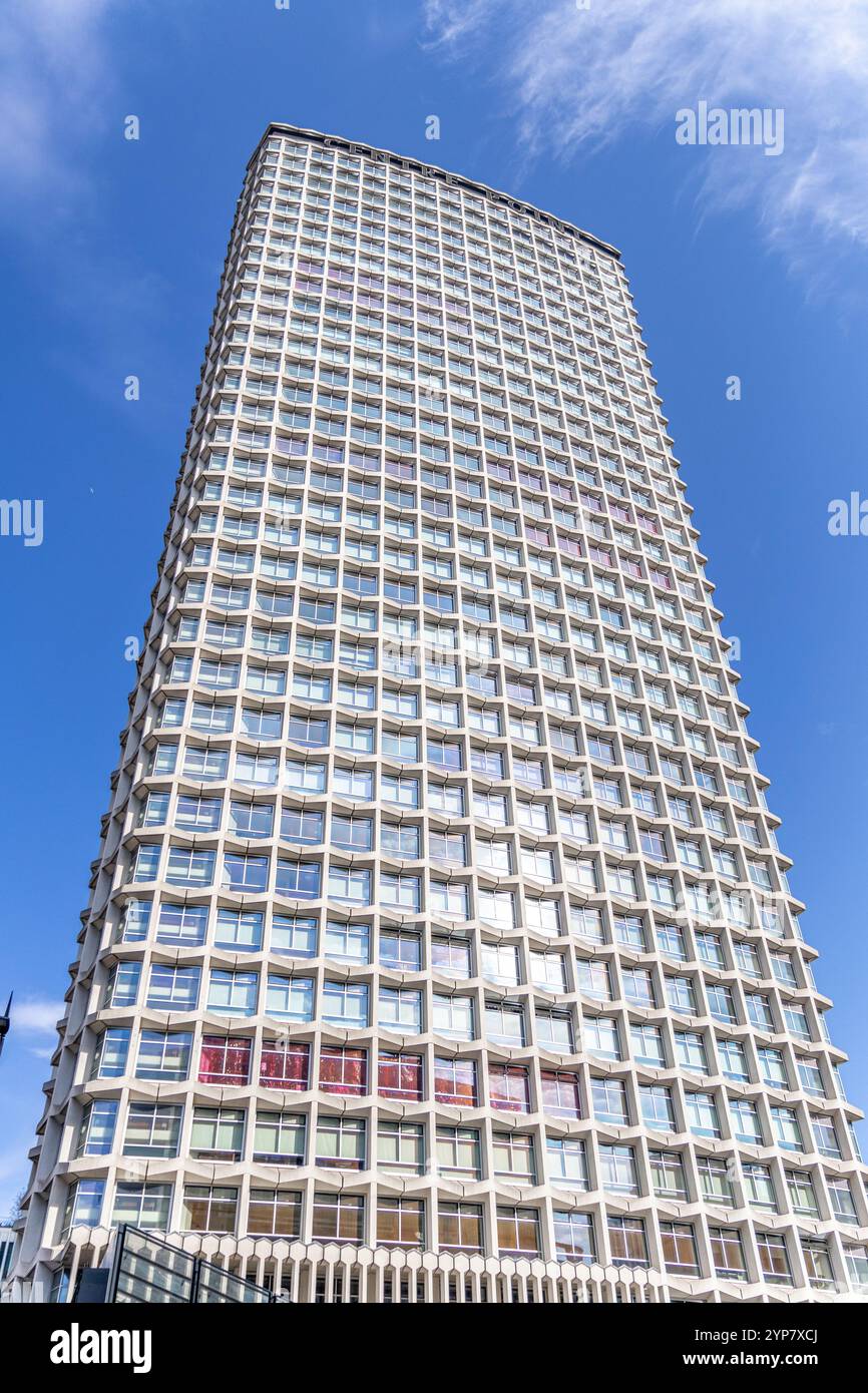 Ikonischer Centre Point Tower im Zentrum von London. Stockfoto