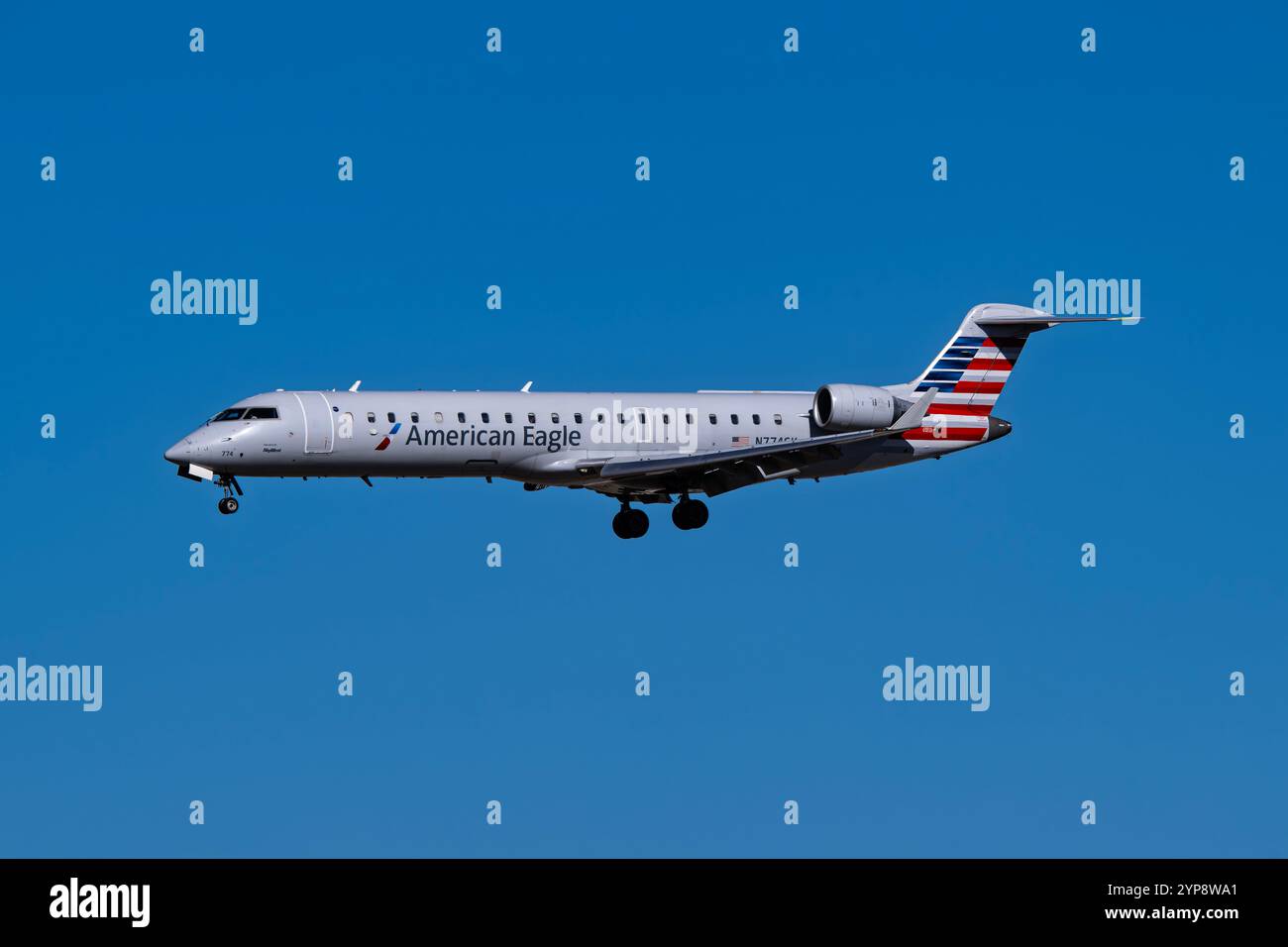 American Eagle CRJ700 N774SK Stockfoto
