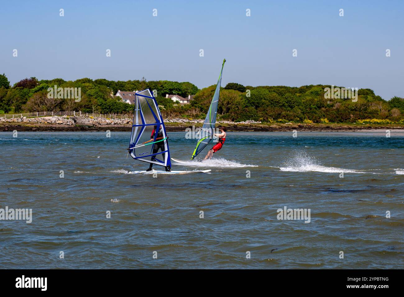 Windsurfen Rusheen Bay County galway Stockfoto