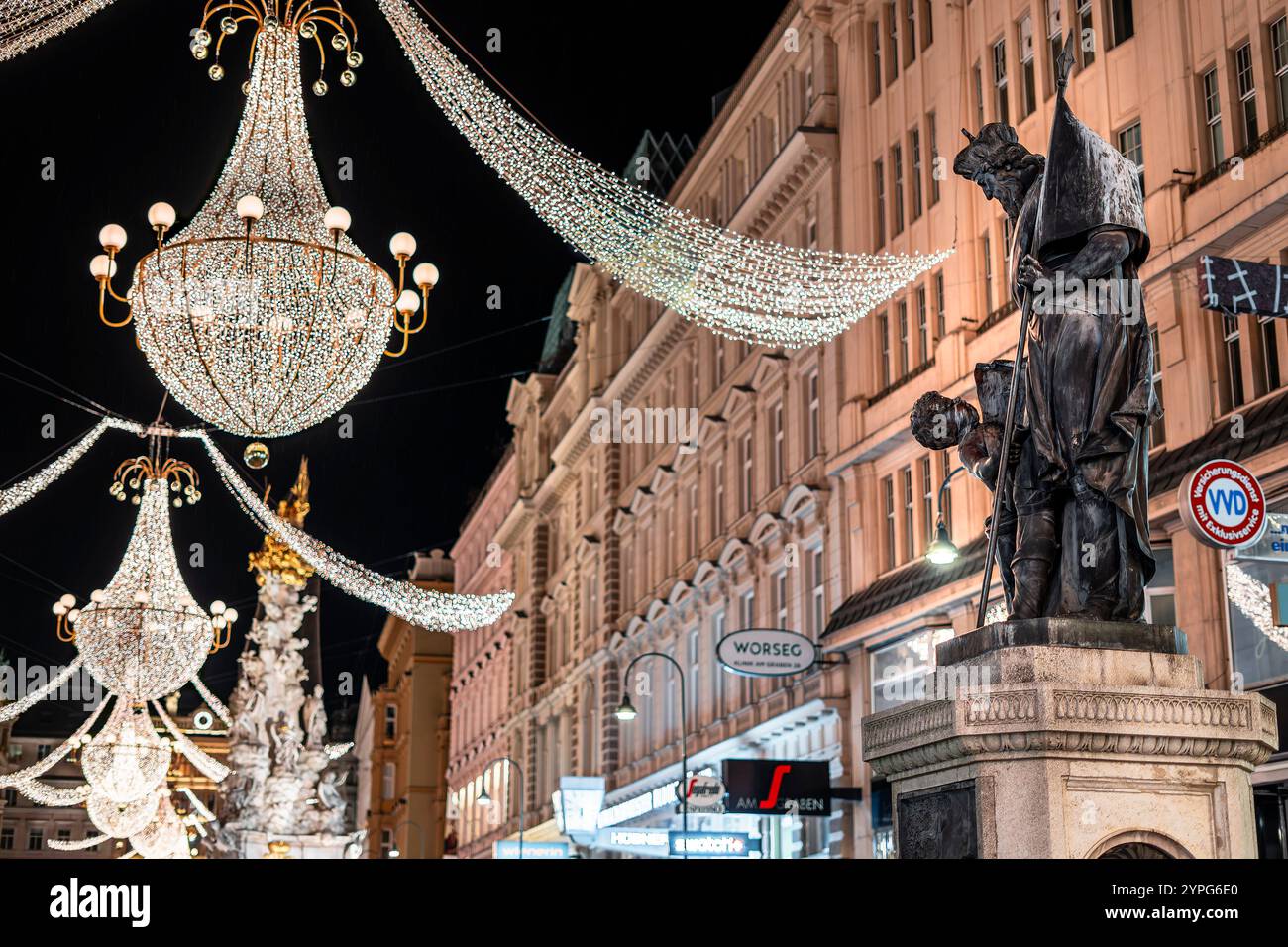 Wiener Wahrzeichen zu Weihnachten Stockfoto
