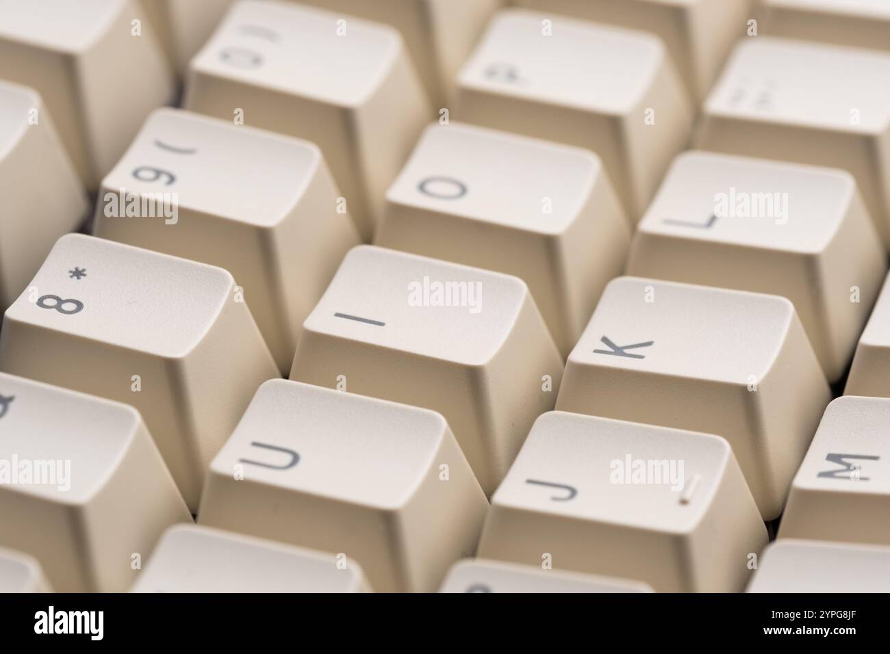 Nahaufnahme der Computertastatur, geringe Schärfentiefe Stockfoto