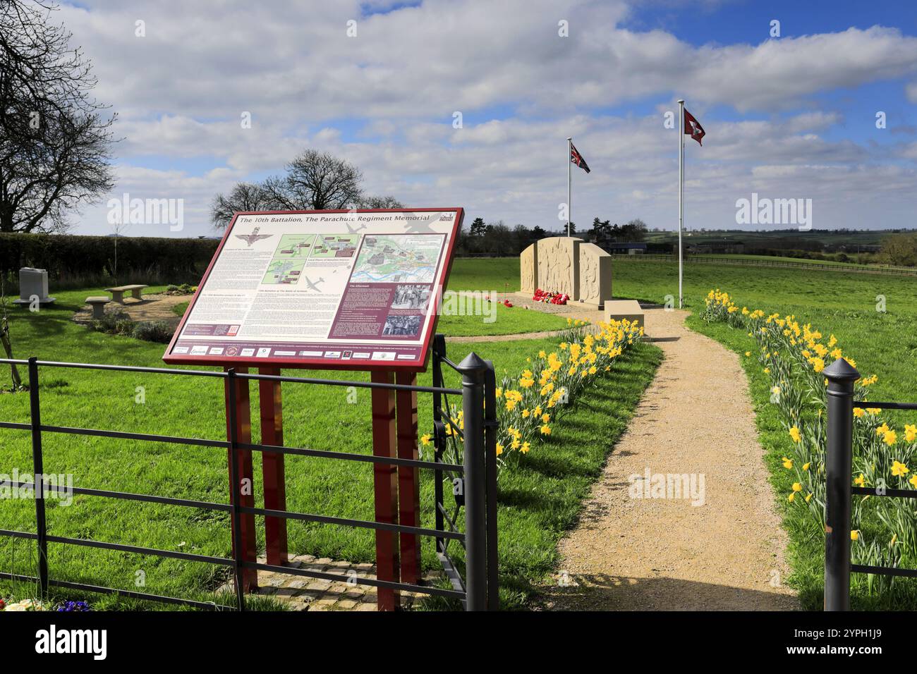 Das Denkmal des 10. Bataillons Fallschirmregiments, Burrough on the Hill Village, Leicestershire, England, Großbritannien Stockfoto