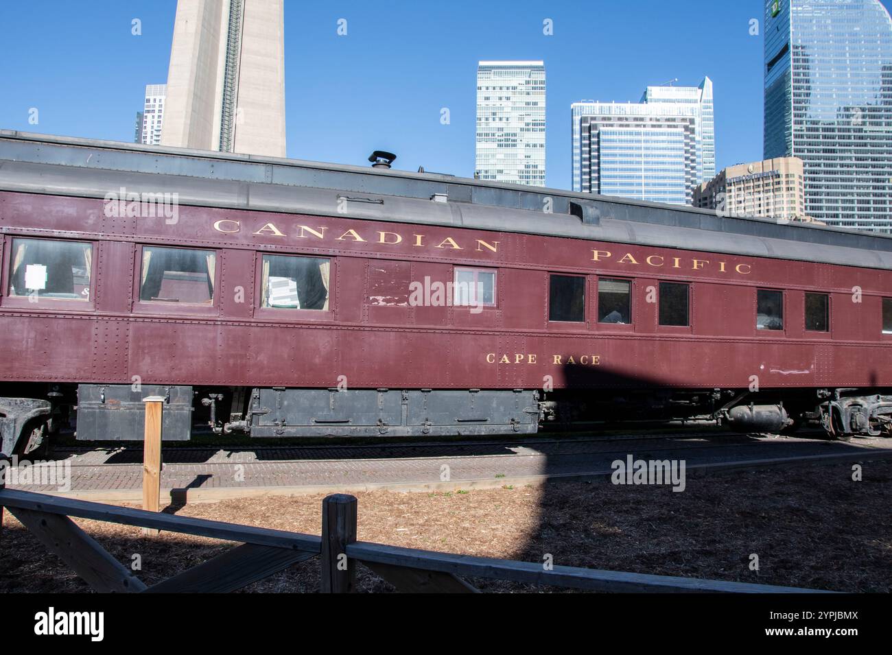 Canadian Pacific Cape Race im Roundhouse Park am Bremner Boulevard im Zentrum von Toronto, Ontario, Kanada Stockfoto