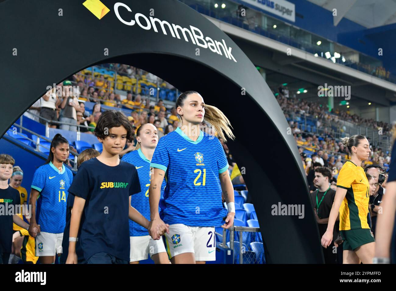 Gold Coast, Australien. 1. Dezember 2024, brasilianischer Garbelini, der während des internationalen Freundschaftsspiels aus dem Tunnel auftaucht, Australien gegen Brasilien. Quelle: Kleber Osorio/Alamy Live News Stockfoto