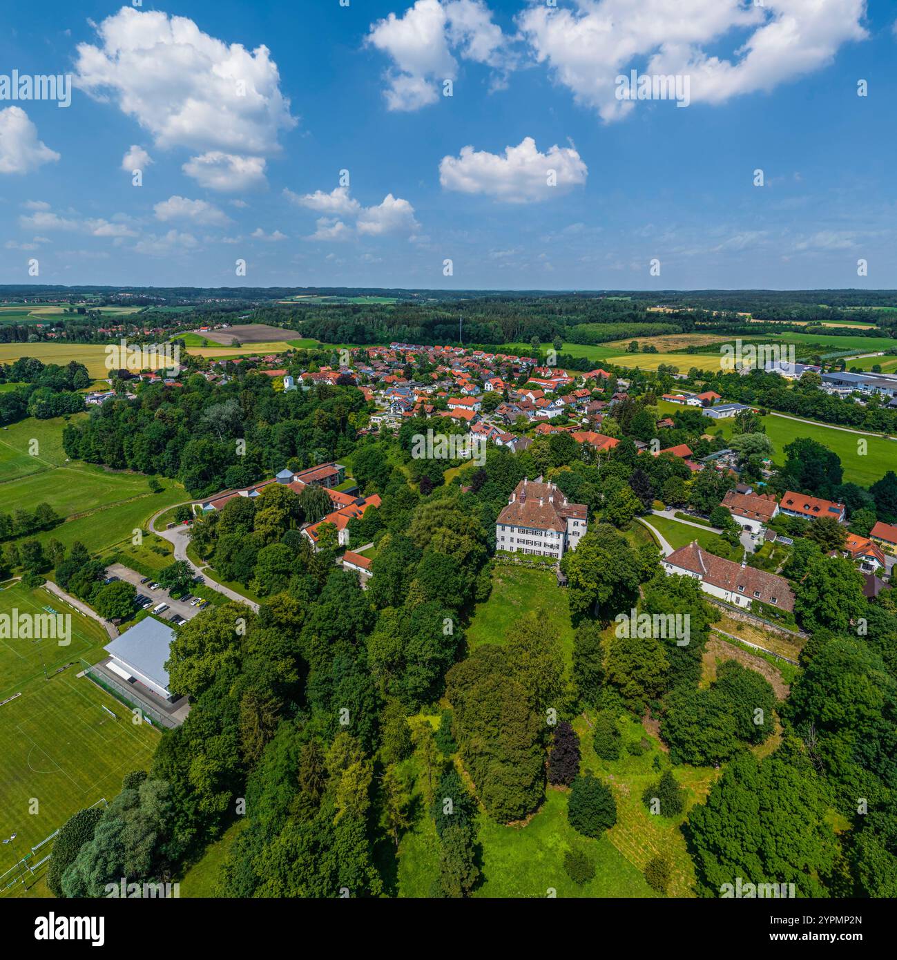 Das oberbayerische Alpenvorland bei Greifenberg am Ammersee im Sommer Stockfoto