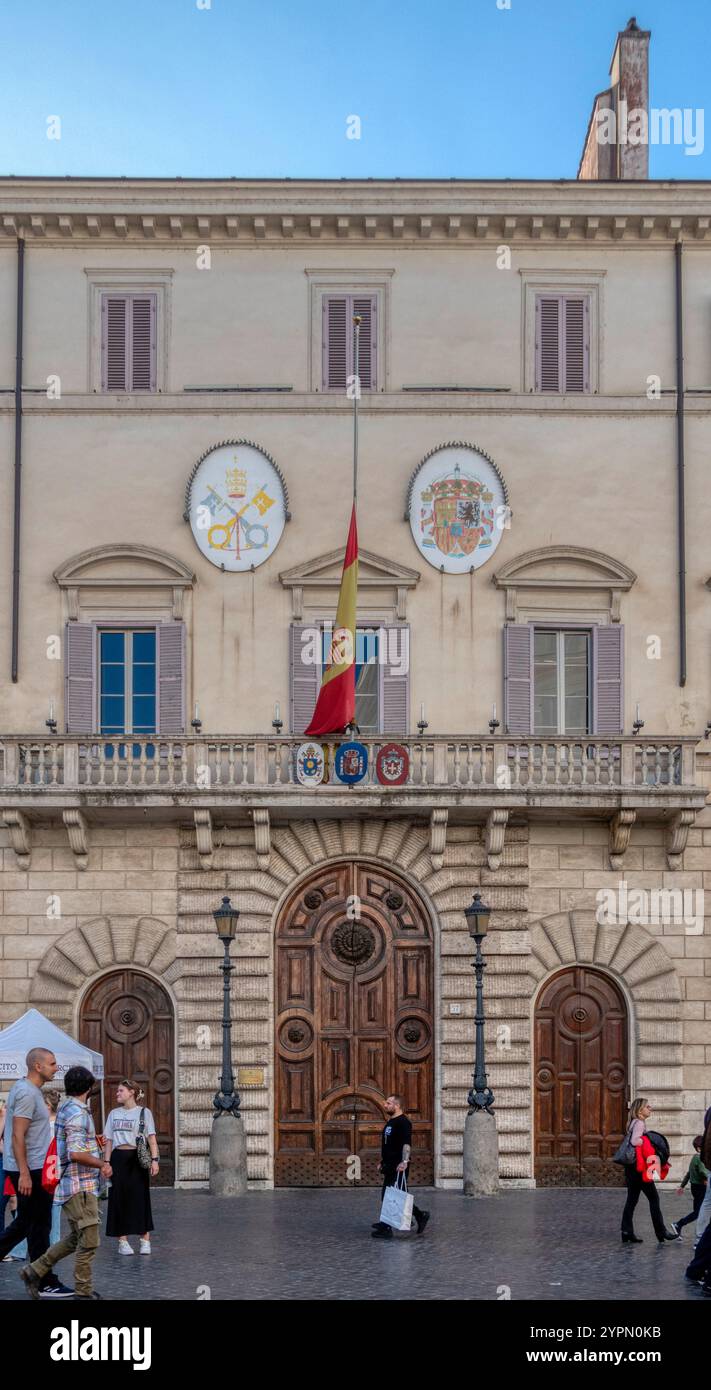 Rom, Italien - 1. November 2024: Der Palazzo di Spagna (spanischer Palast) ist ein barocker Palast auf der Piazza di Spagna in Rom, Italien. Stockfoto