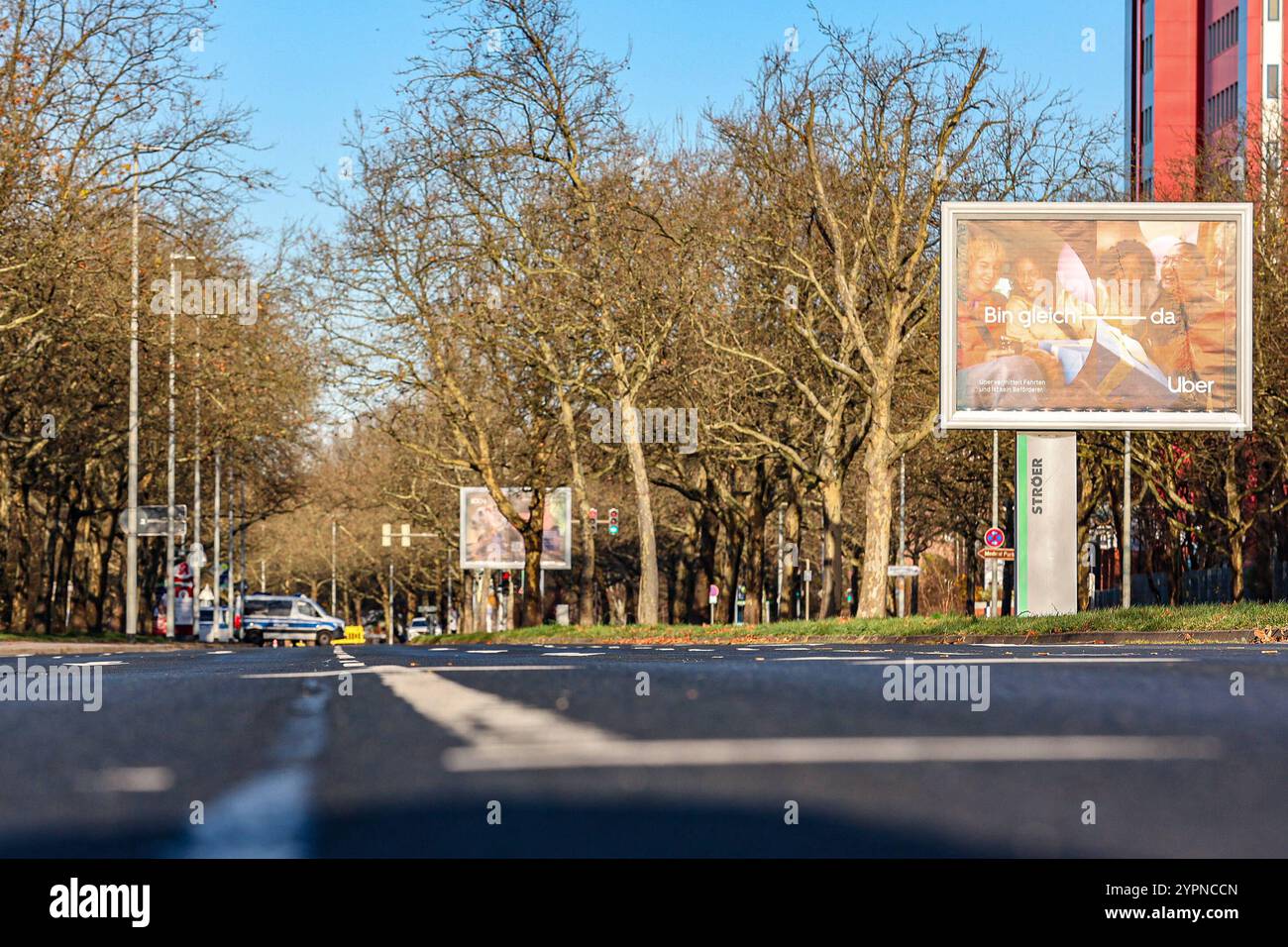 Amerikanische fünf-Zentner-Bombe im Neubaufeld der Medizinischen Hochschule Hannover MHH entschärft Evakuierung von 9000 Menschen Hannover, Karl-Wiechert-Allee, Blick Nobelring, Spreestelle der Polizei Hannover Hannonver, Groß-Buchholz Niedersachsen 9000, Region Hannover Stockfoto