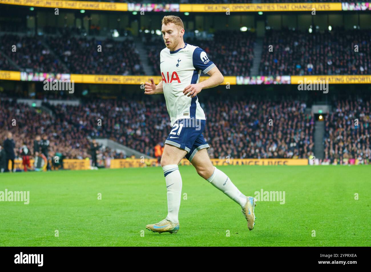 London, Großbritannien. Dezember 2024. Dejan Kulusevski von Tottenham Hotspur während des Spiels Tottenham Hotspur FC gegen Fulham FC English Premier League im Tottenham Hotspur Stadium, London, England, Vereinigtes Königreich am 1. Dezember 2024 Credit: Every Second Media/Alamy Live News Stockfoto