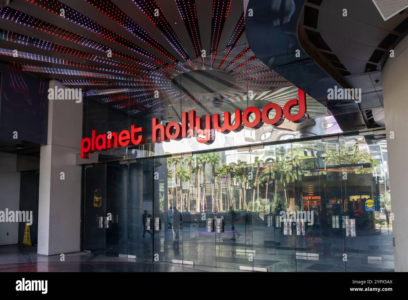 Las Vegas, NV, USA - 2. Juni 2023: Einer der Eingänge zum Planet Hollywood Las Vegas Resort and Casino in Las Vegas, NV, USA. Stockfoto