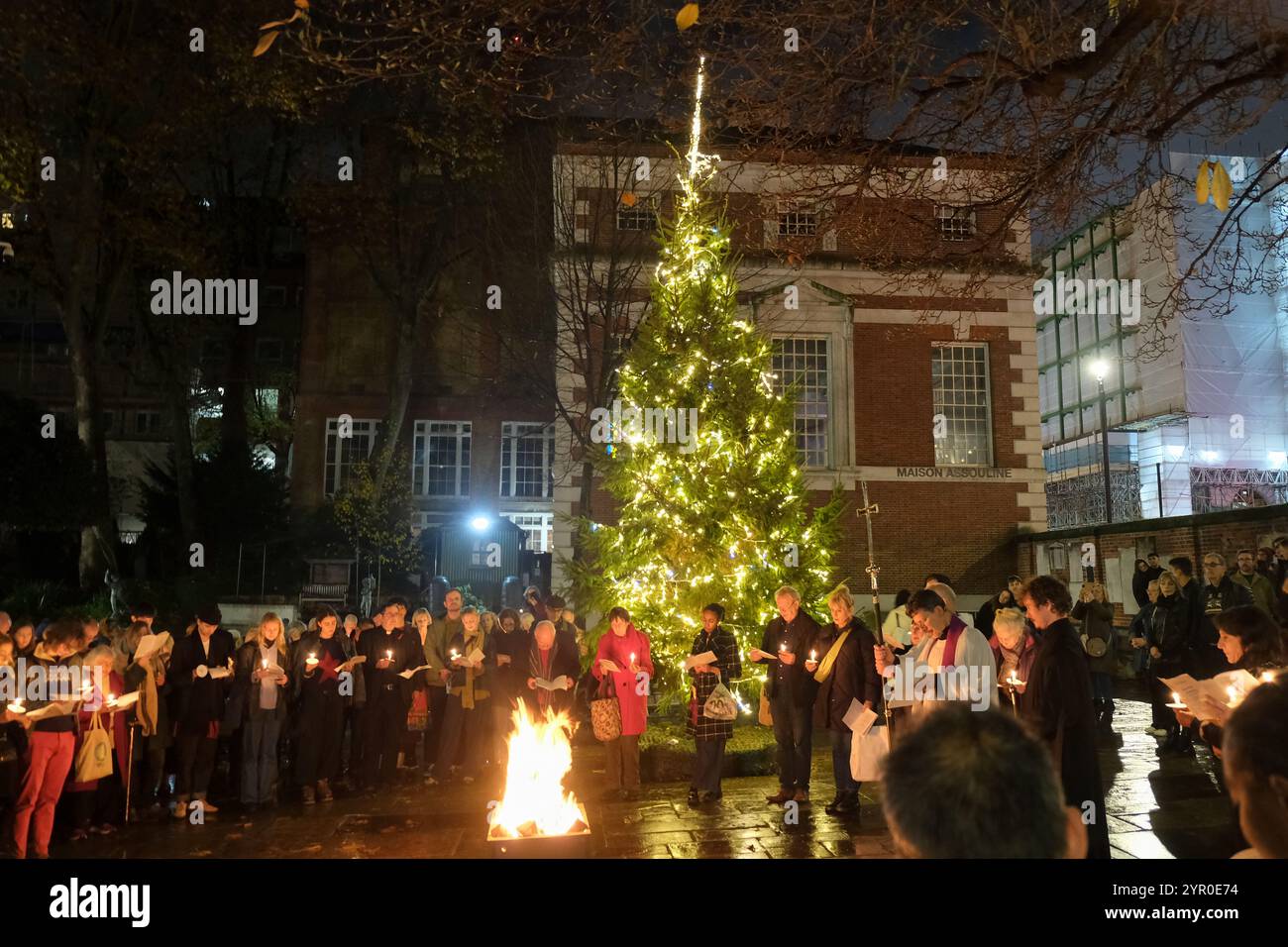 London, Großbritannien. Dezember 2024. Ein Adventssonntagsgottesdienst mit Musik und Lesungen fand in St. James's Piccadilly statt, als Christen beginnen, sich auf die Feier der Geburt Jesu vorzubereiten. Quelle: Eleventh Photography/Alamy Live News Stockfoto