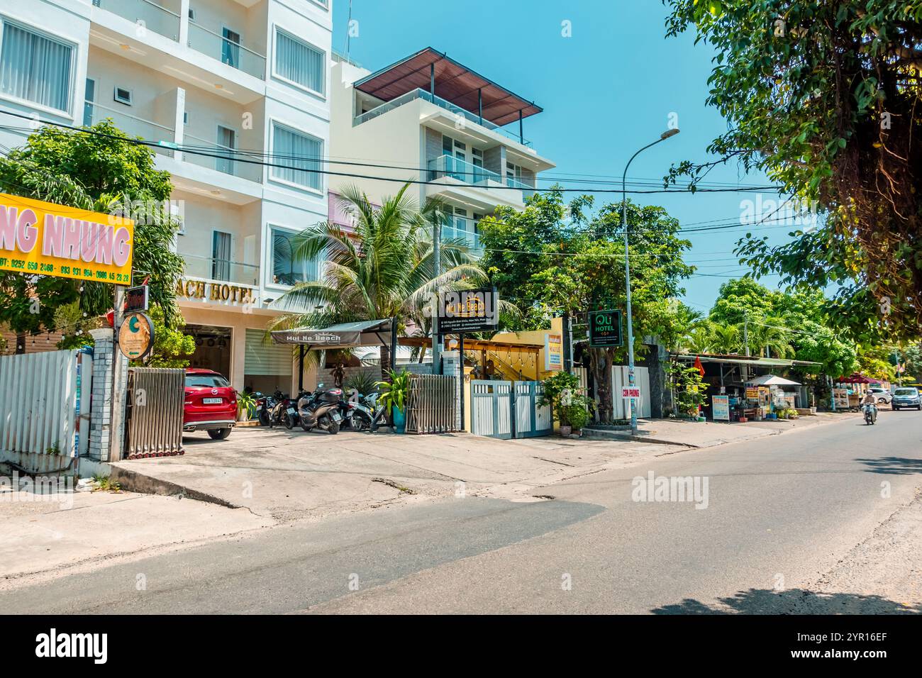 Mui ne, Vietnam - 7. Oktober 2024 - Straßen im Ferienort Mui ne Stockfoto