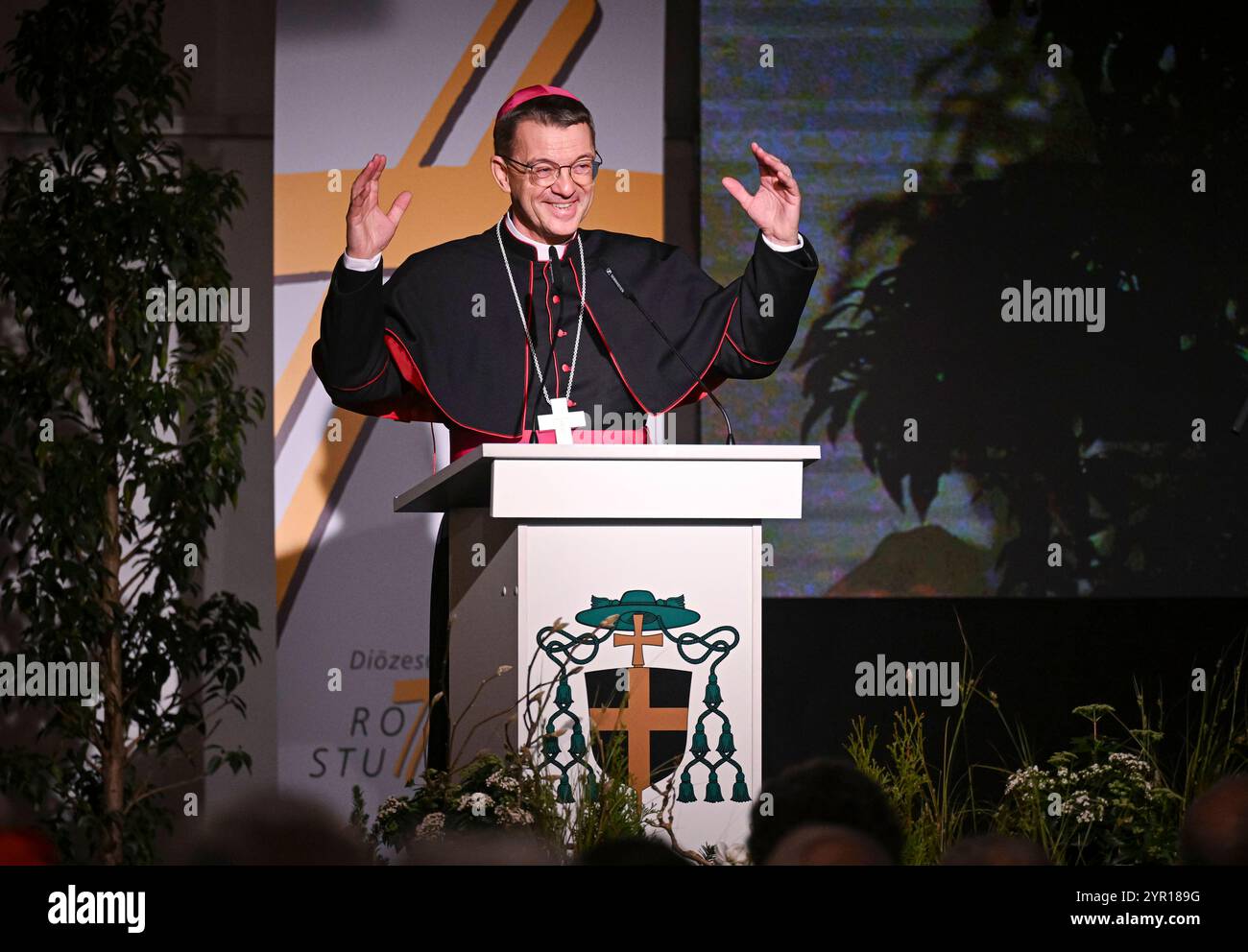 Rottenburg Kreis Tübingen 01.12.2024 Bischofsweihe, Begegnungsfest im ...