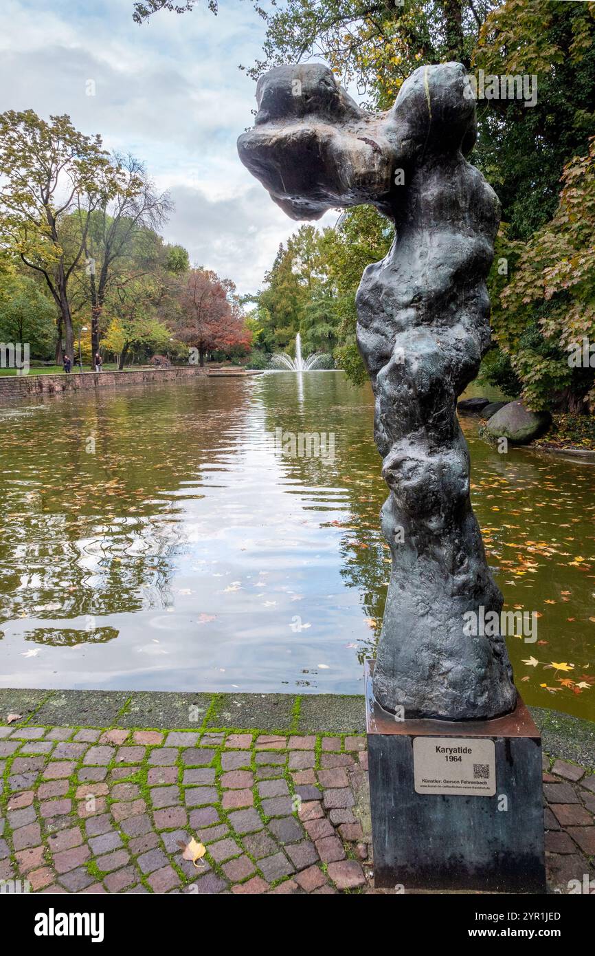 Carytatid (Karyatide) Skulptur, Bockenheimer Werk, Frankfurt, Deutschland Stockfoto