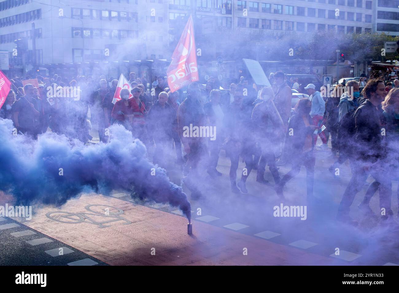 Politischer Protestmarsch, Frankfurt, Deutschland Stockfoto