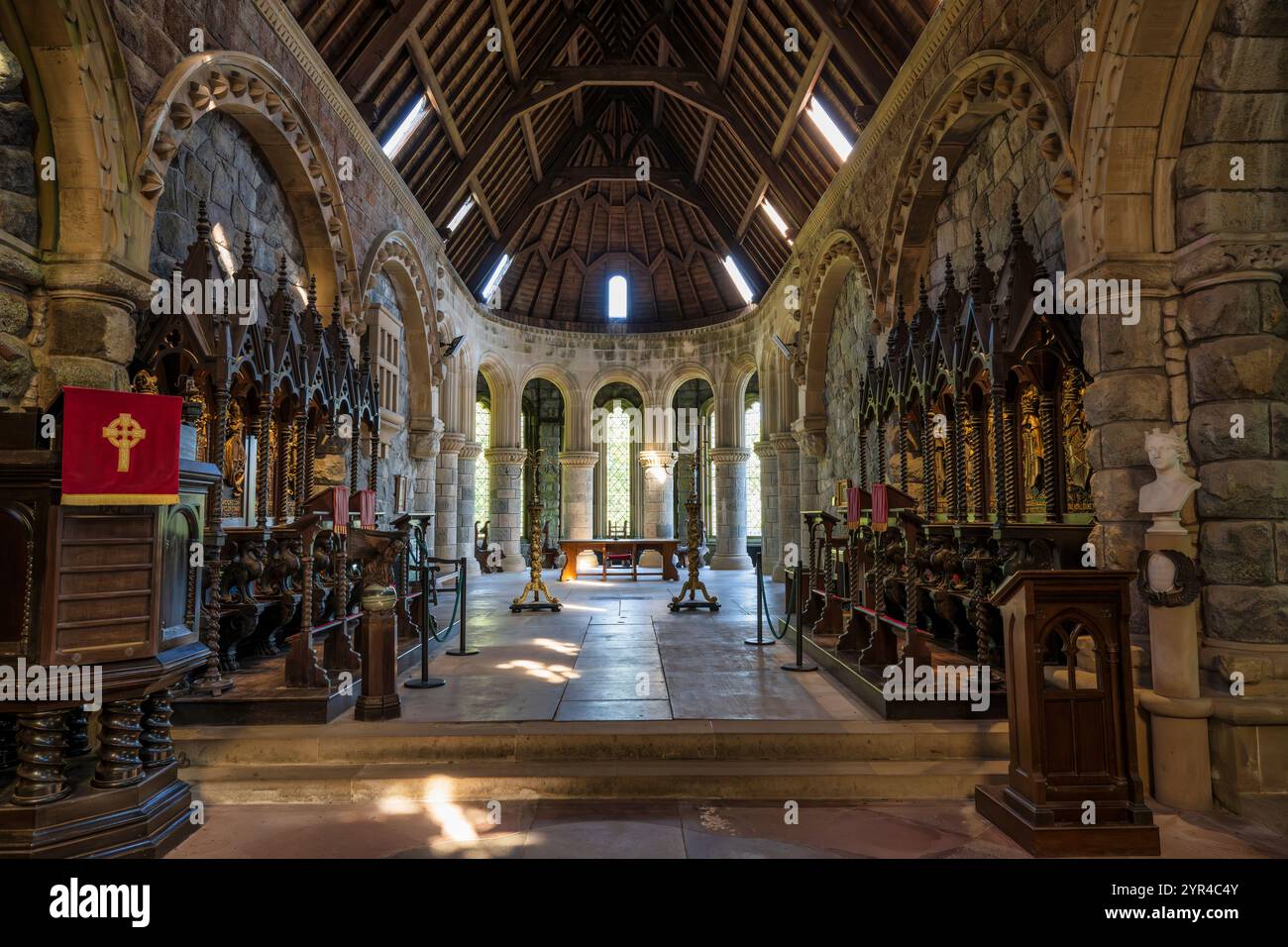 St. Conan's Kirk Chor, halbrunde Apsis und Ambulatorium in Argyll and Bute, Schottland, Großbritannien Stockfoto