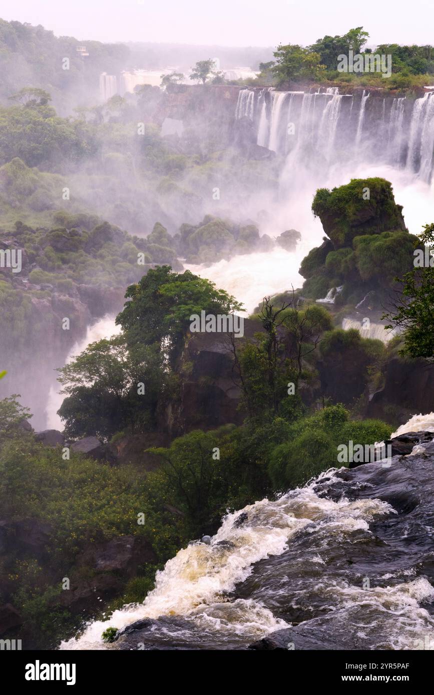 Iguazu Falls Argentinien Seite, mehrere Wasserfälle Natur Landschaft, Argentinien Landschaft, Argentinien Südamerika Reisen Stockfoto