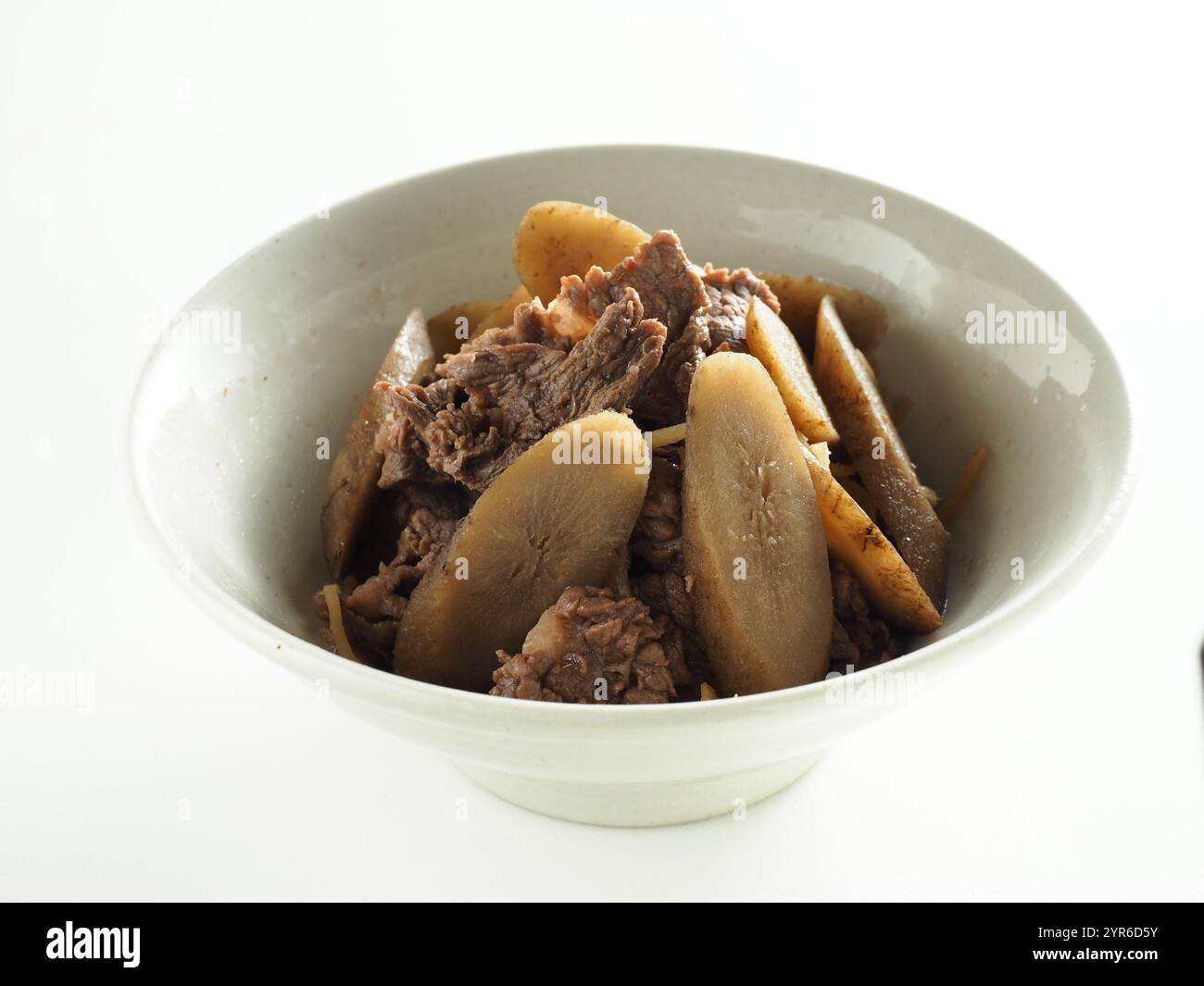 Gedünstete Klette und Rindfleisch Stockfoto