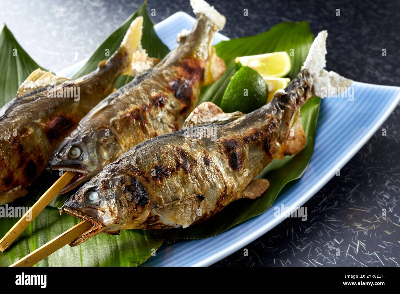 Mit Salz gegrillter Ayu-Fisch Stockfoto