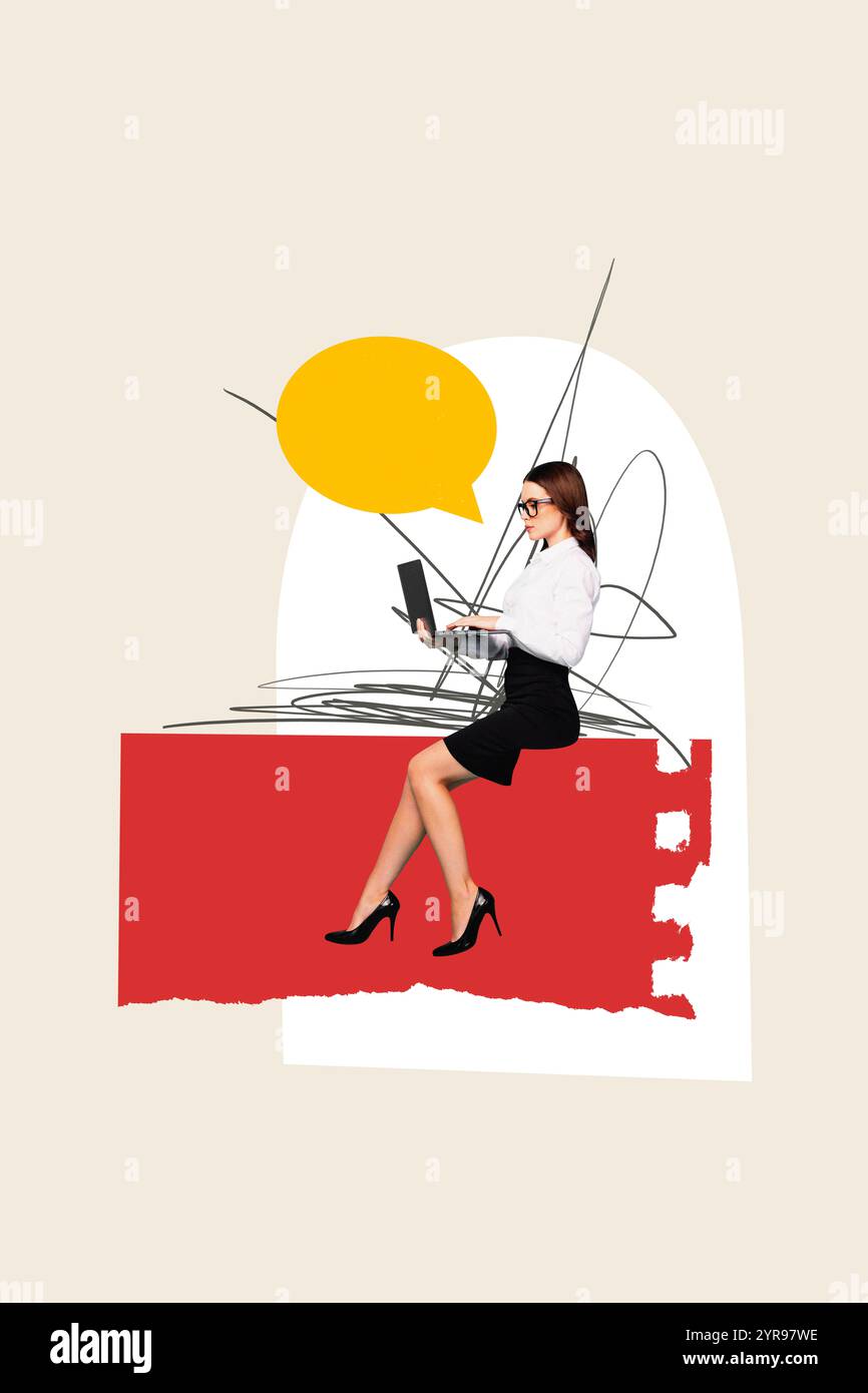 Composite Sketch Design Artwork 3D Collage von Geschäftsfrau junge Dame sitzen Papier Blatt Fragment Sprechbirne Social Media Laptop Fernbedienung Stockfoto
