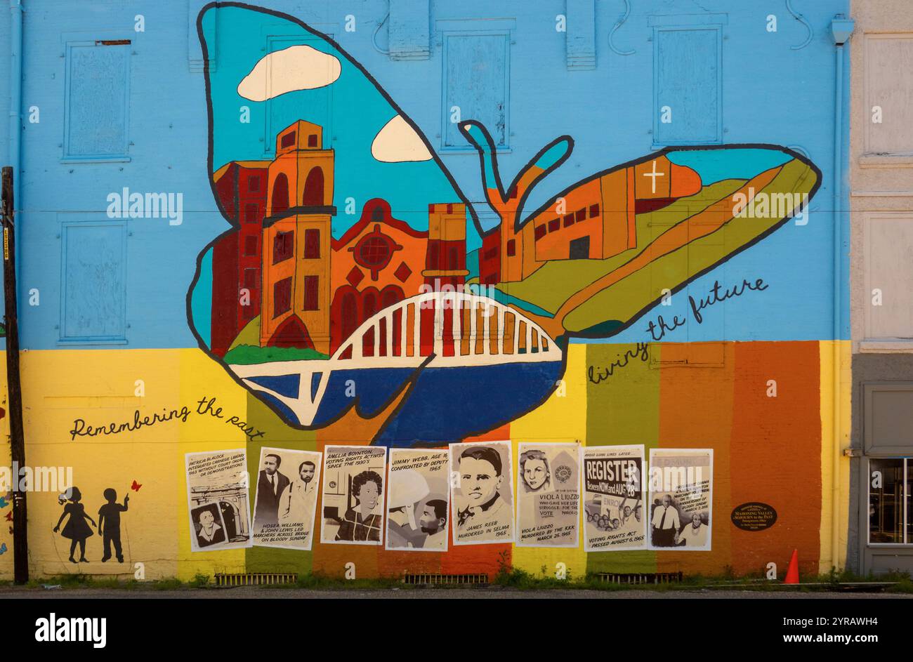 Erinnerung an die Vergangenheit Leben Sie das zukünftige öffentliche Wandgemälde in Selma Alabama Stockfoto
