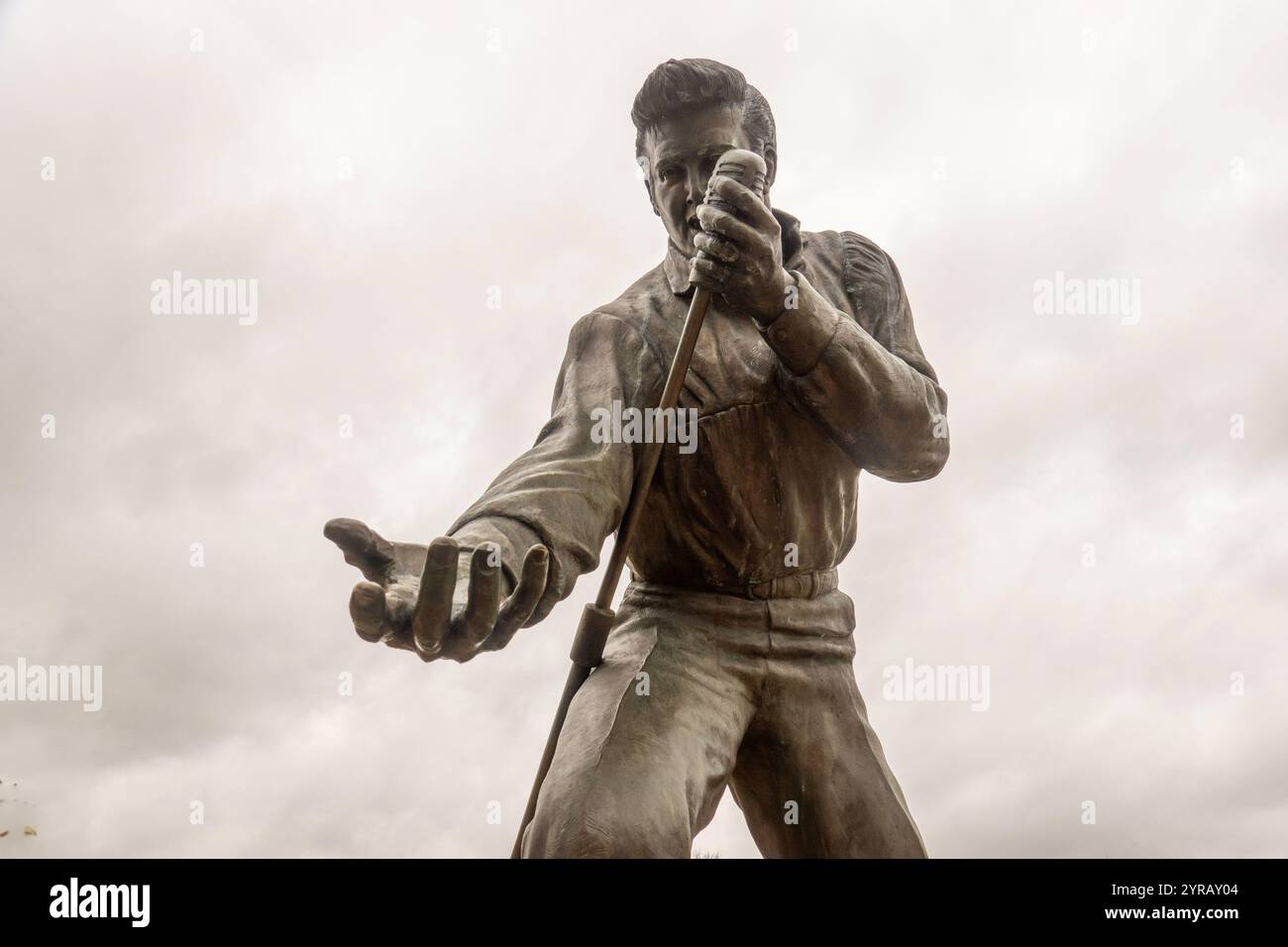 Elvis Presley Statue im fairpark in Tupelo Mississippi Stockfoto
