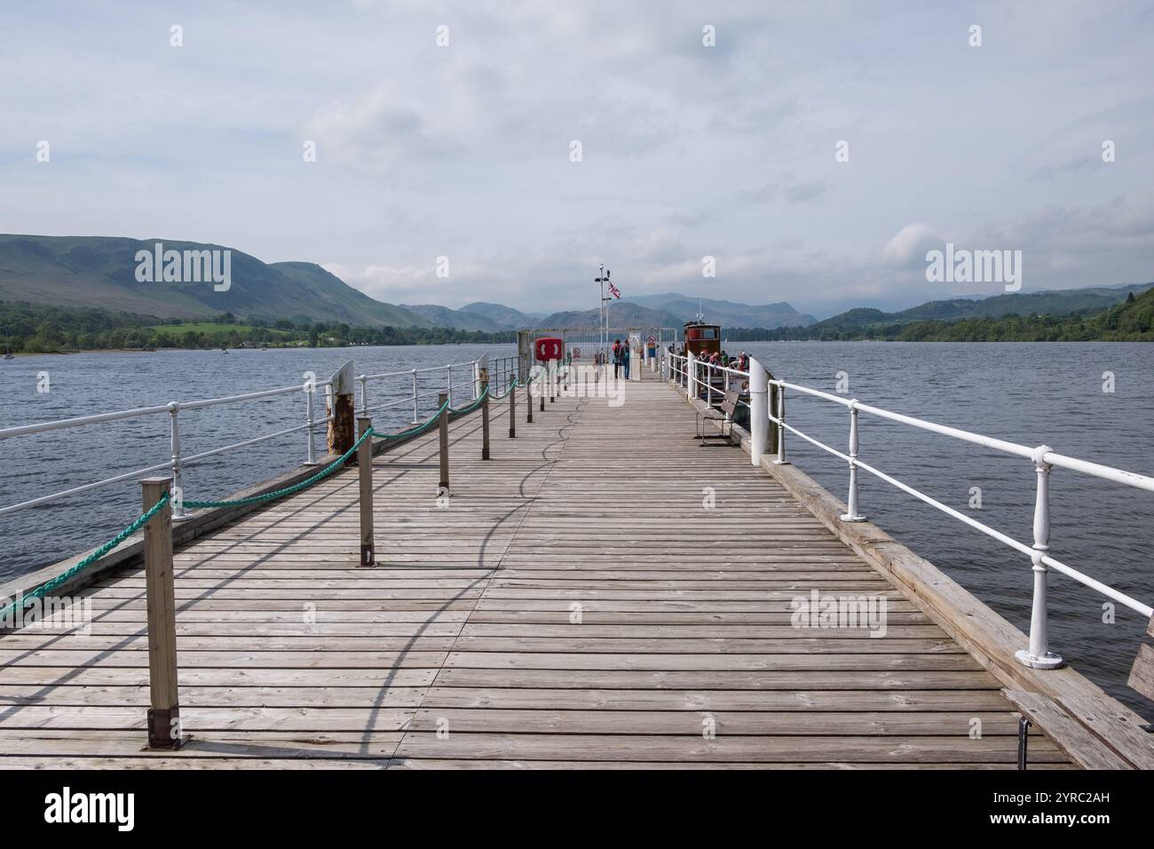 Die Fähre von der Pooley Bridge auf Ullswater, Cumbria im Lake District Stockfoto