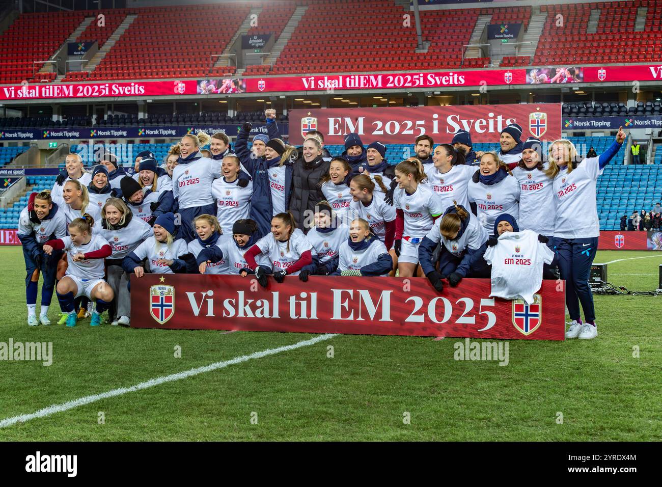 Oslo, Norwegen 3. Dezember 2024 Qualifikation zur Europameisterschaft Play-offs Runde 2 zwischen norwegischen Frauen und nordirischen Frauen im Ullevaal Stadion in Oslo, Norwegen Credit: Nigel Waldron/Alamy Live News Stockfoto