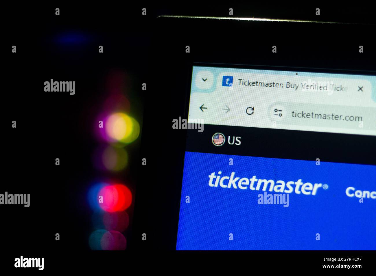 Pringsewu, lampung; 2. Dezember 2024; : Monitor the Website Screen for Ticketmaster, American Ticketsales and Distribution Company mit Sitz in Beverly Stockfoto