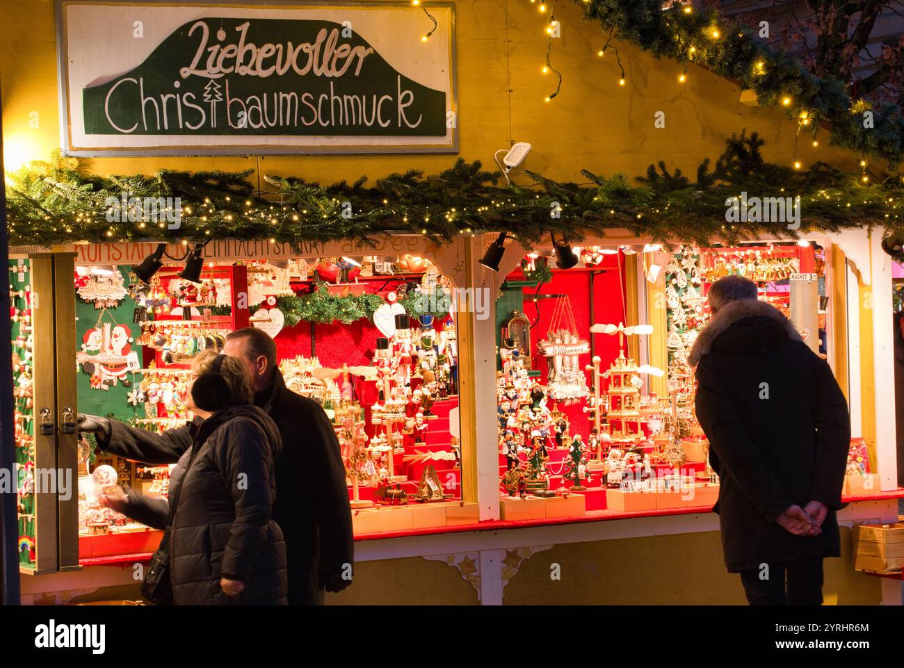 Konstanz, auf dem Weihnachtsmarkt in der Innenstadt *** Konstanz, am Weihnachtsmarkt im Stadtzentrum Stockfoto