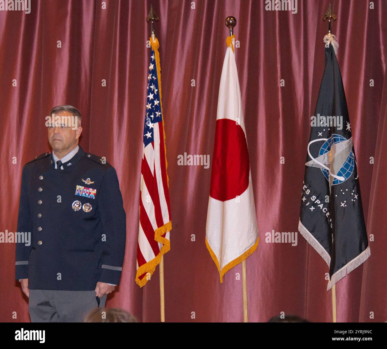 Tokio, Japan. Dezember 2024. General Anthony Mastalir nimmt am Mittwoch, den 4. Dezember 2024, an der Aktivierungszeremonie der US-Raumstreitkräfte-Japan auf der Yokota Air Base in Tokio Teil. Foto: Keizo Mori/UPI Credit: UPI/Alamy Live News Stockfoto