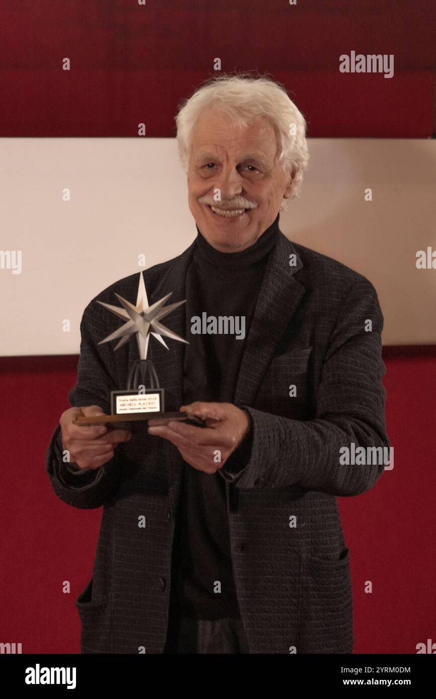 TURIN, ITALIEN - 26. NOVEMBER: Miche Placido nimmt am 42. Torino Film Festival 2024 Teil und erhält den Preis „Stella della Mole“ Stockfoto