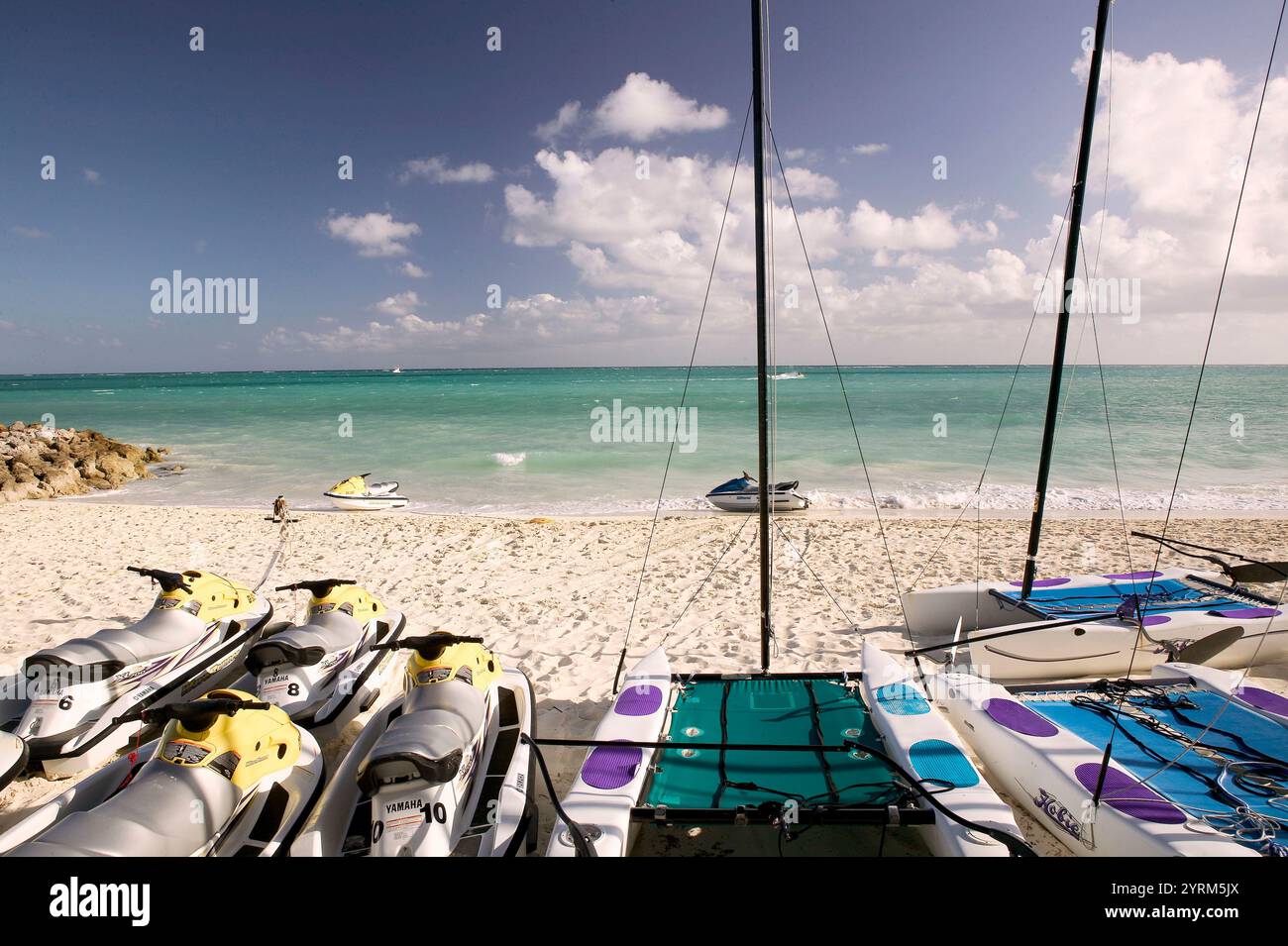 Bahamas, Grand Bahama Island, Lucaya: Unser Lucaya Beach Resort, Strandpromenade Stockfoto